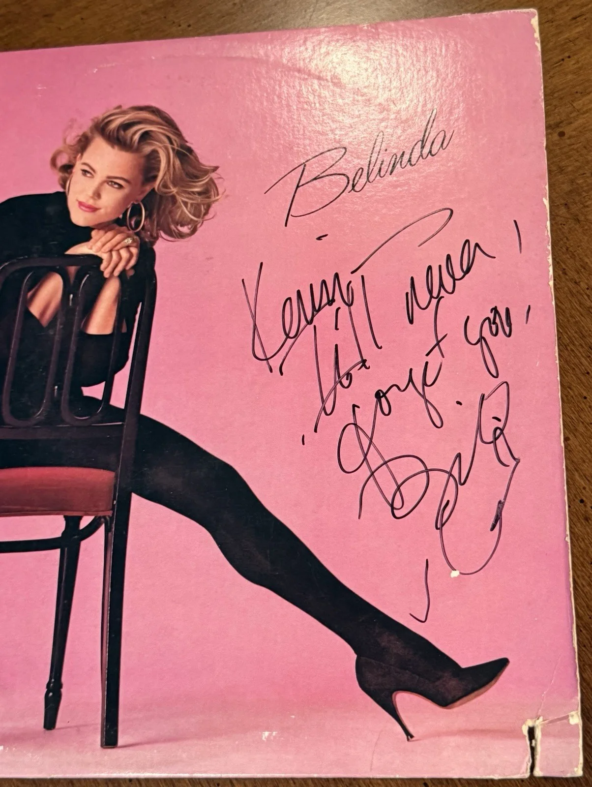 Belinda Carlisle Signed Belinda Vinyl Album LP PSA Authentic Autograph, изображение 2