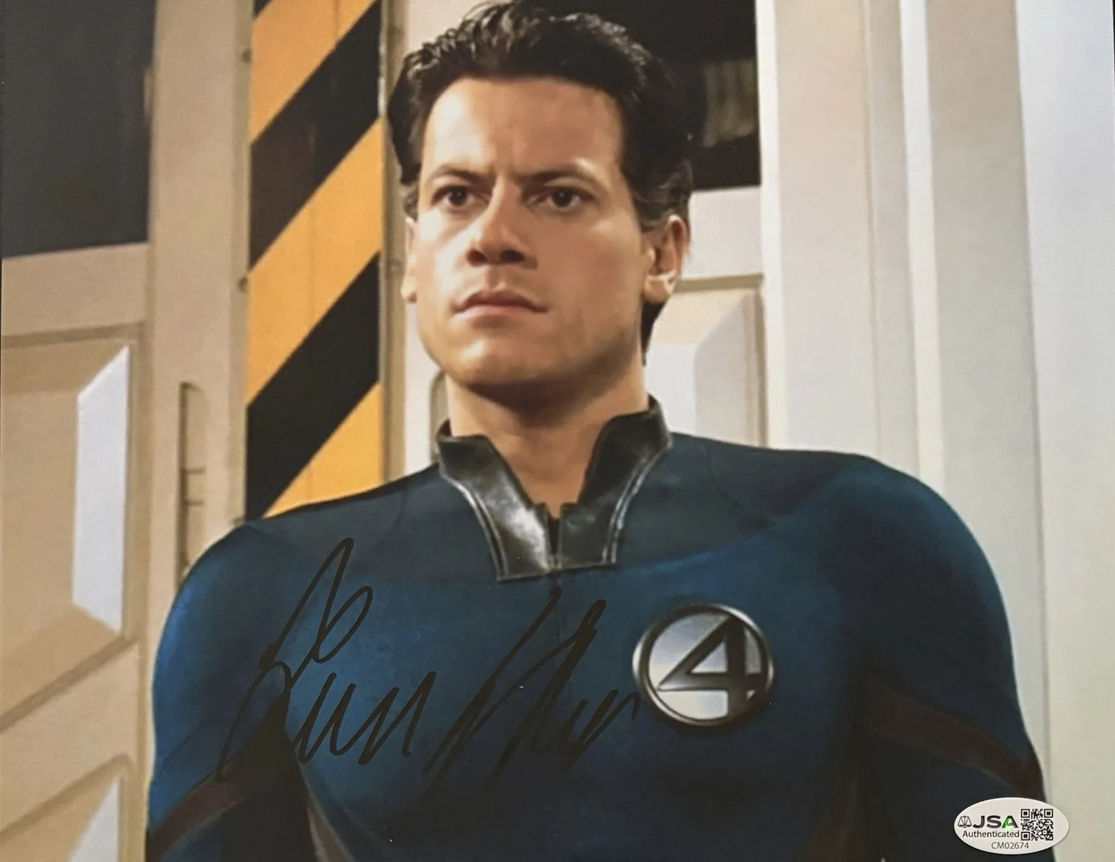 Ioan Gruffudd — Ioan Gruffudd (Fantastic Four) Signed 8x10 Photo JSA COA CM02674