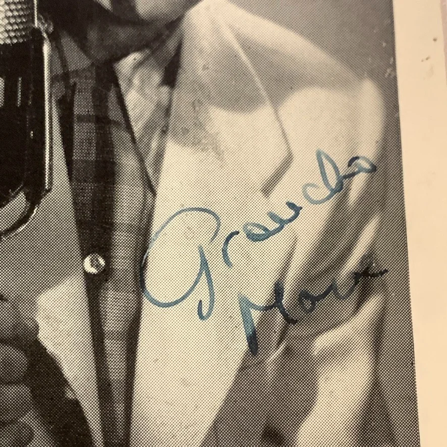 Groucho Marx — Vintage 1953 Groucho Marx Signed Postcard NBC TTM & You Bet Your Life Vinyl LP, изображение 3