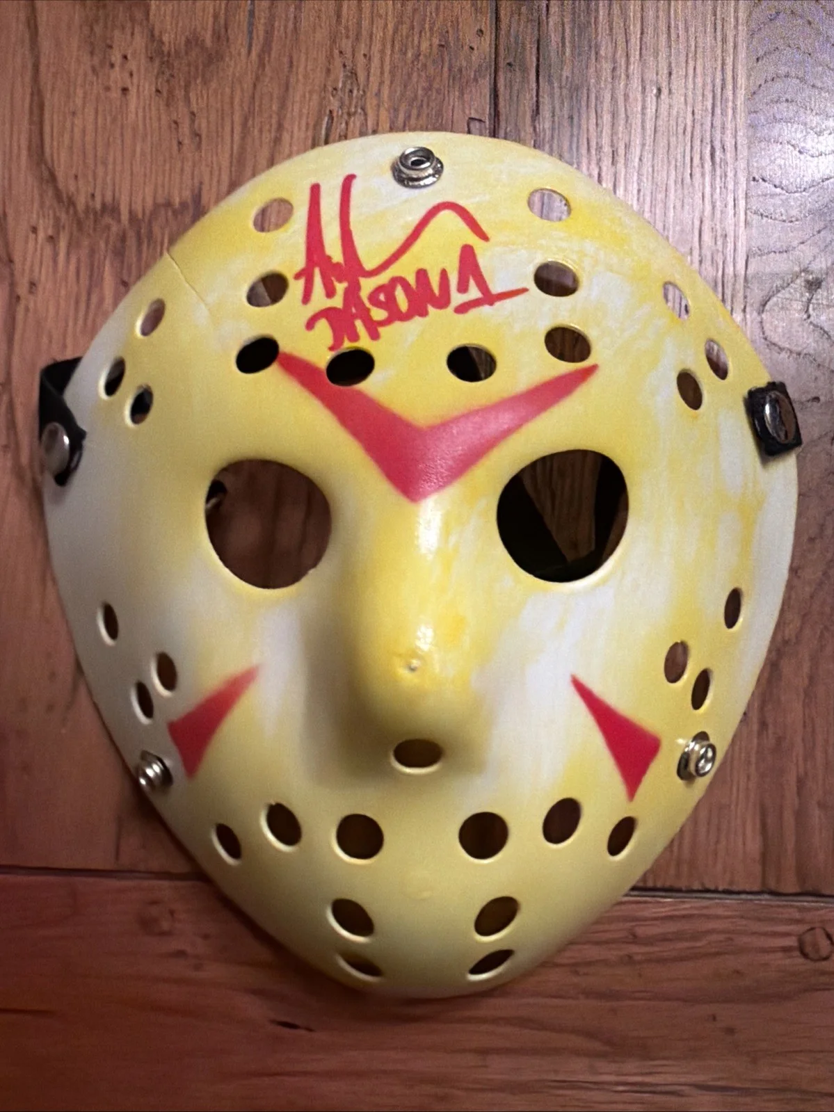 Ari Lehman — Ari Lehman Friday the 13th " Jason 1" Signed Yellow Mask (cracked) Beckett Cert., image 4