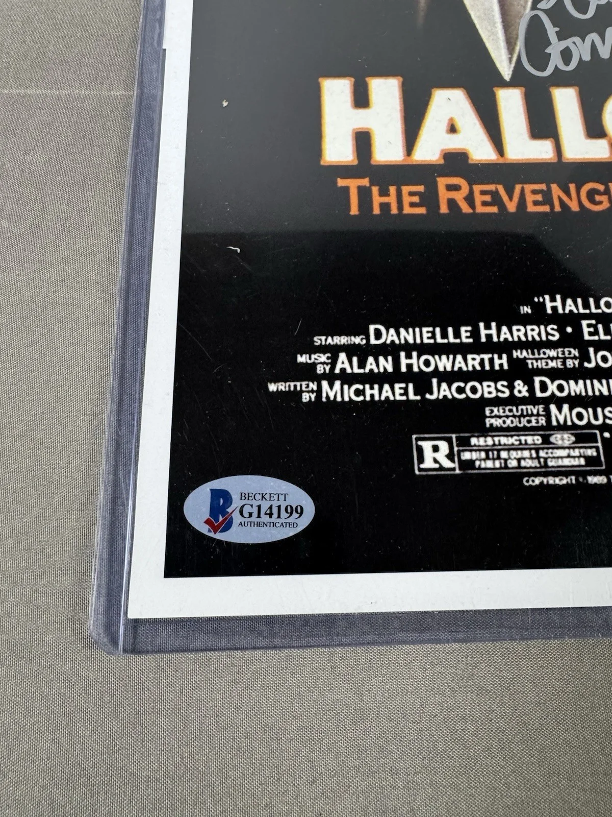 Don Shanks, Elle Cornell, Danielle Harris — DANIELLE HARRIS DON SHANKS ELLE CORNELL Signed HALLOWEEN 5 11x17 Poster Beckett, изображение 2