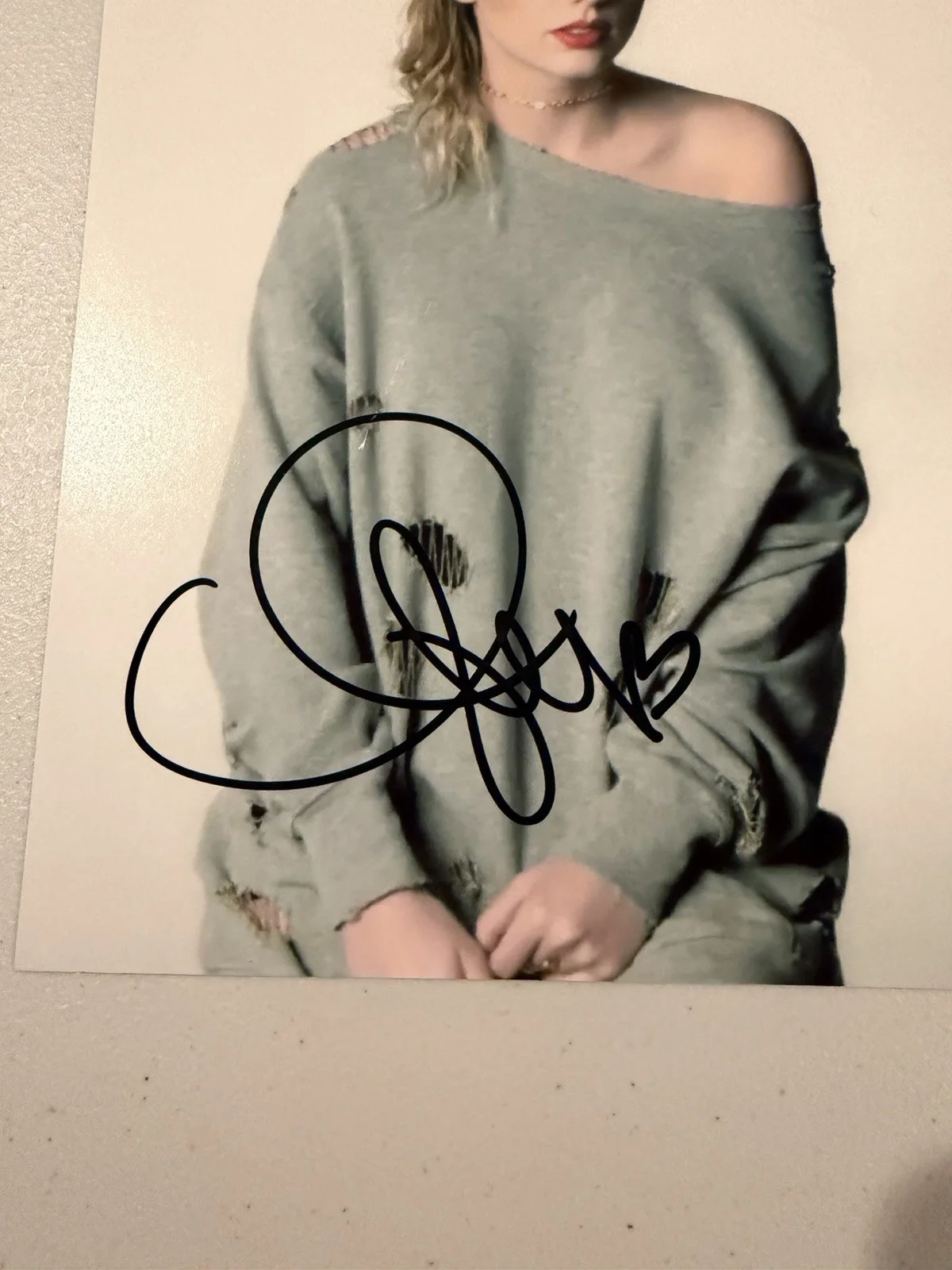taylor swift hand signed photo Reputation promotional album release, super rare, изображение 2