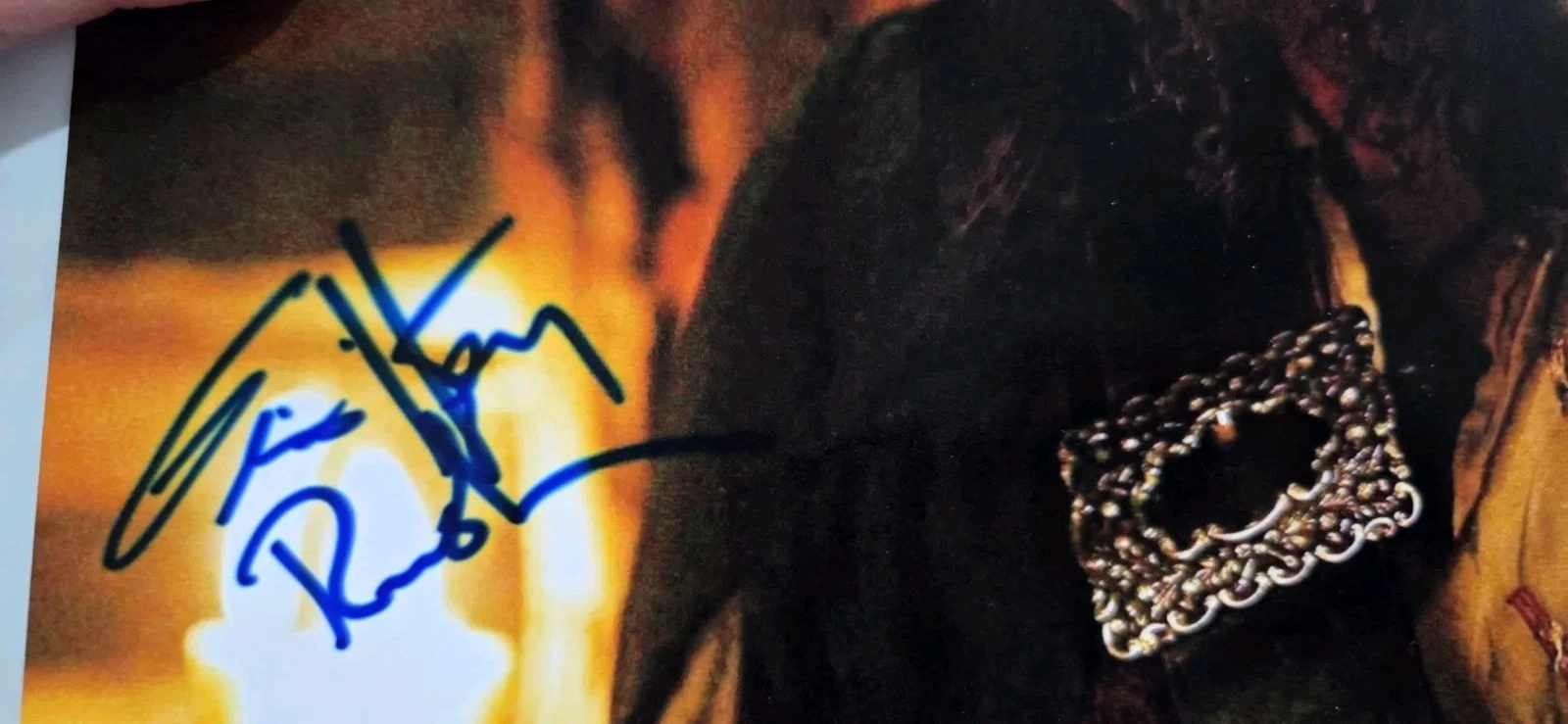 Geoffrey Rush Signed Pirates of the Caribbean Autograph COA, image 3