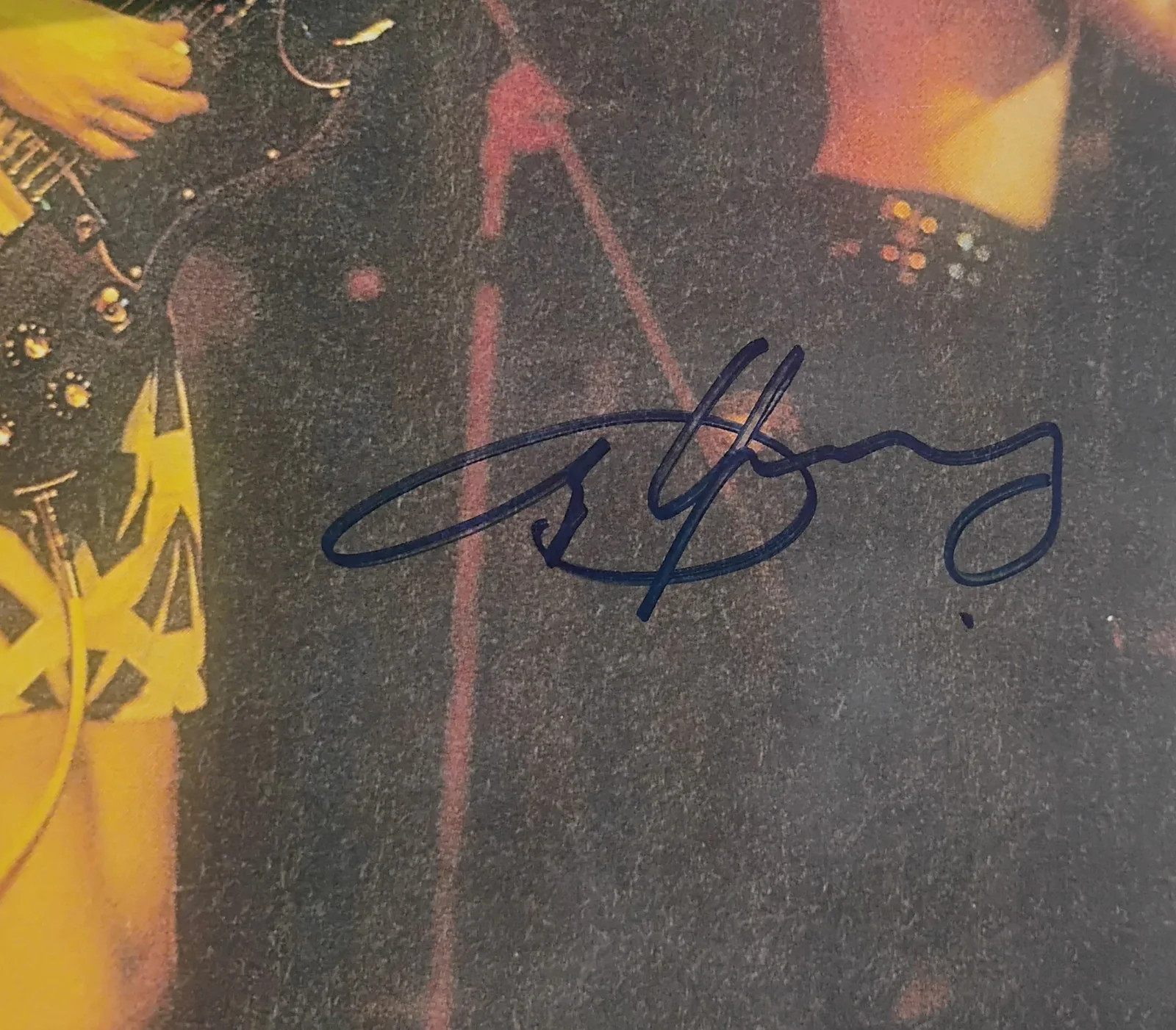 Angus Young Hand Signed Photo JSA COA - NO US TARIFFS, image 3
