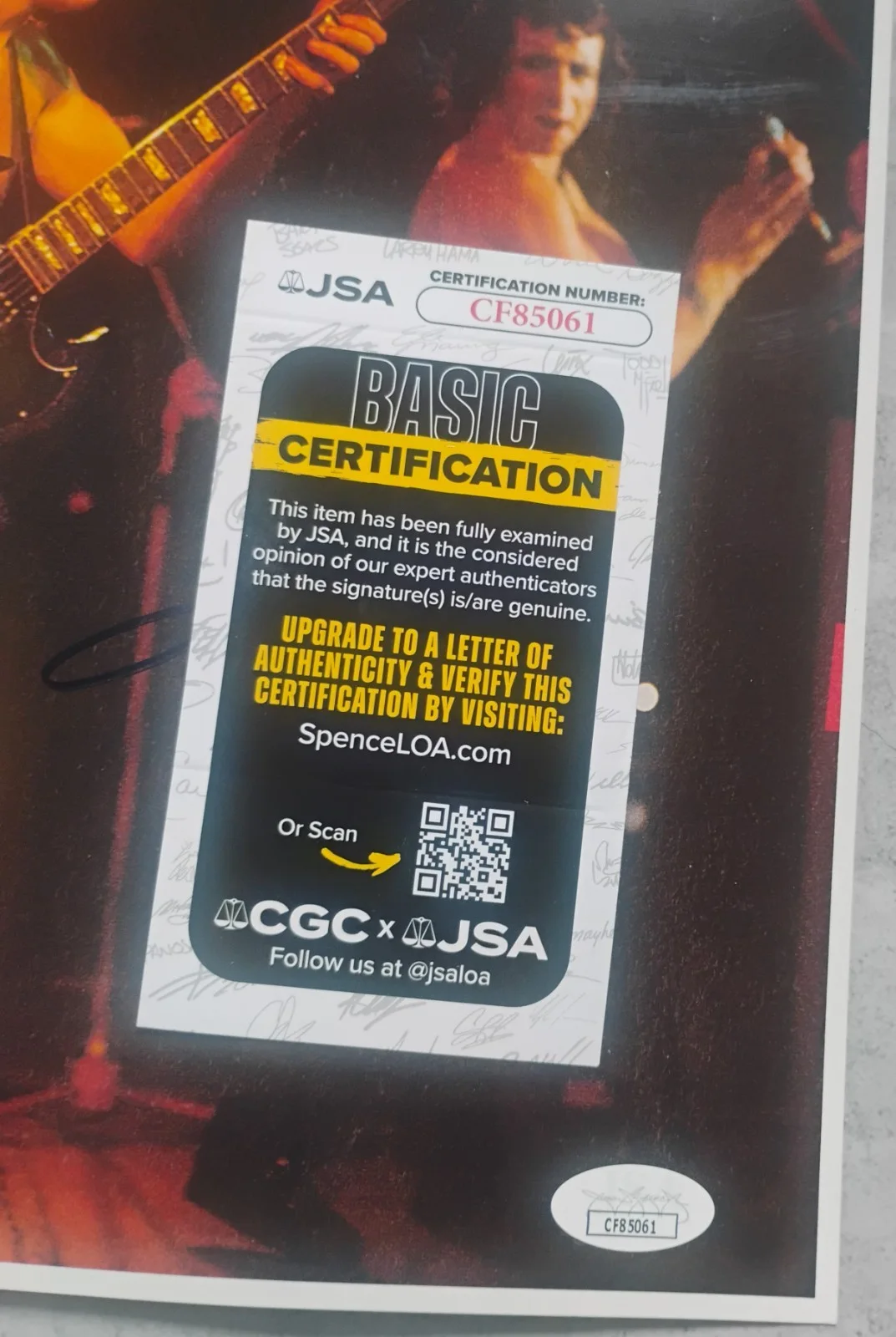 Angus Young Hand Signed Photo JSA COA - NO US TARIFFS, image 4