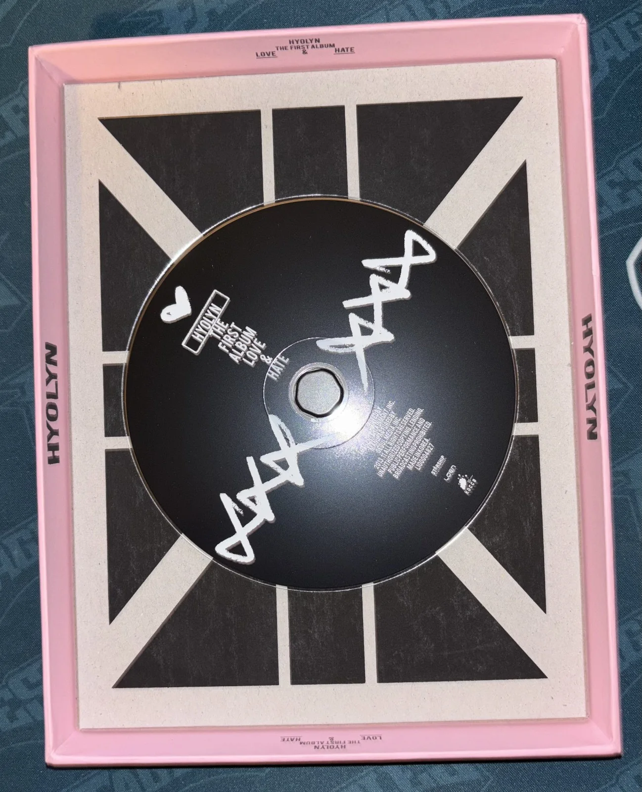 SIGNED Hyolyn 1st Album - LOVE & HATE (Proof in Photos), изображение 3