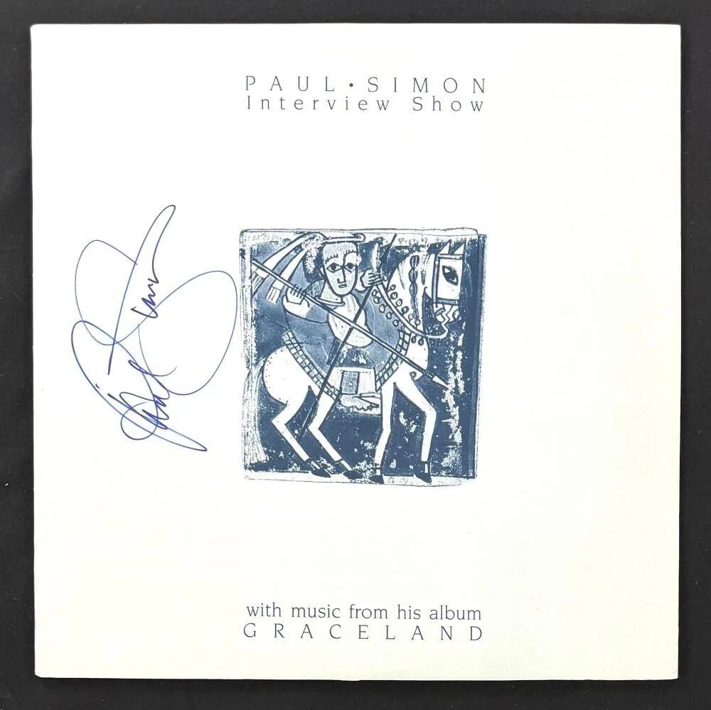 Paul Simon — Paul Simon Signed Autograph Graceland Album Vinyl Record LP w/ Beckett COA
