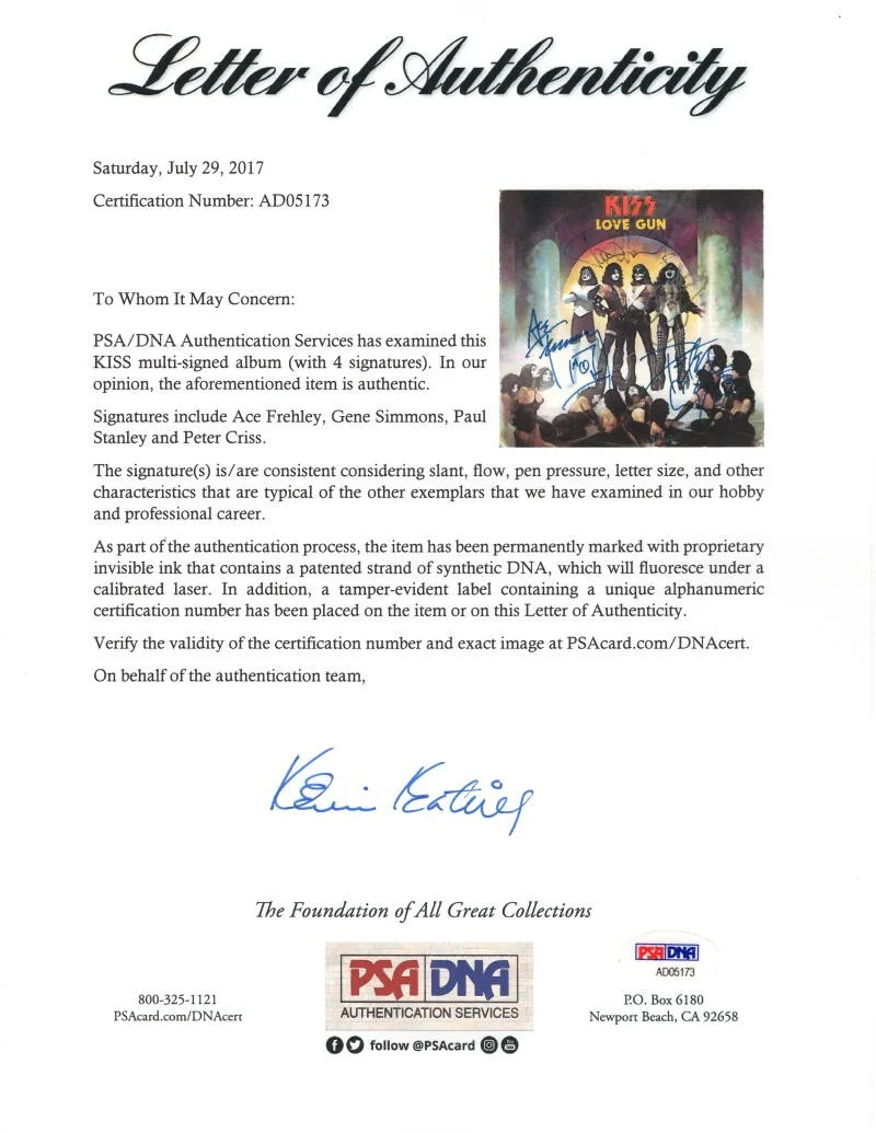 Peter Criss, Ace Frehley, Gene Simmons, Paul Stanley — Kiss Full Band Signed Autograph Album Record Gene Simmons Ace Paul Peter PSA COA, изображение 3