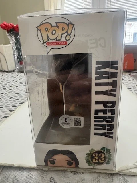 Singer Katy Perry signed autographed custom Pop with Beckett Authentication C, image 4