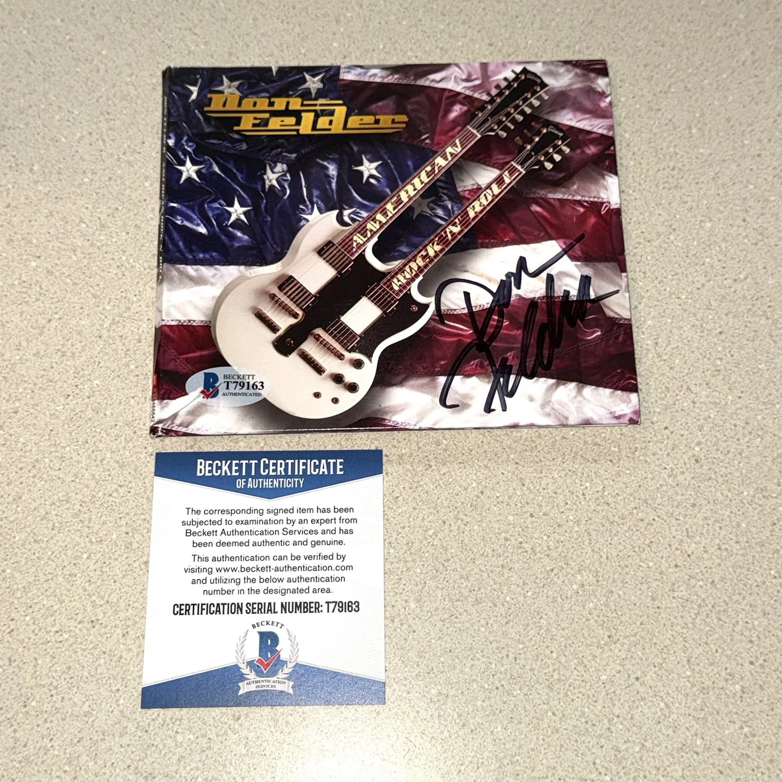 DON FELDER autographed signed THE EAGLES AMERICAN RNR CD BOOKLET BECKETT BAS COA, изображение 2