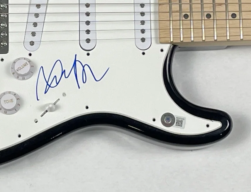 Imagine Dragons Dan Reynolds Signed Autograph Electric Guitar Singer Beckett COA, изображение 3