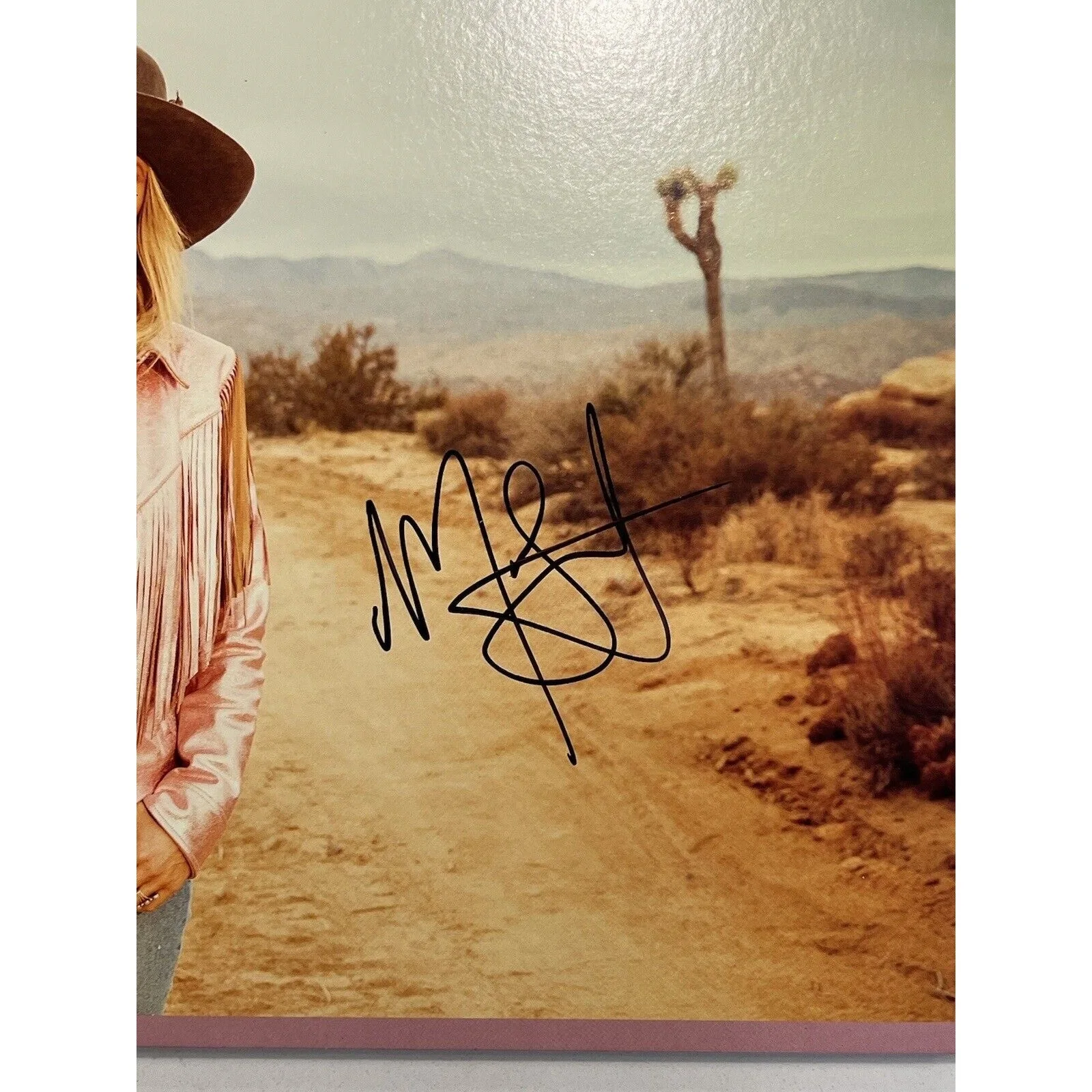 MIRANDA LAMBERT SIGNED PALOMINO VINYL AUTOGRAPHED ✍️, image 2