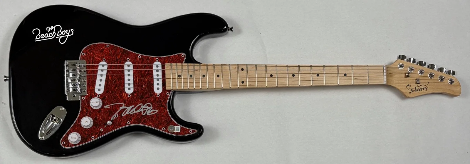Mike Love The Beach Boys Signed Autograph Electric Guitar Beckett BAS COA, изображение 3