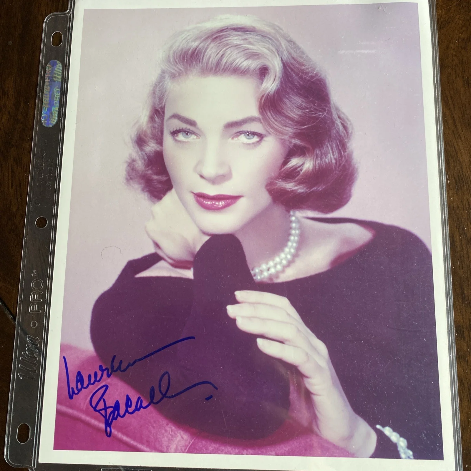 LAUREN BACALL — LAUREN BACALL, Color Autographed 8x10 Photo