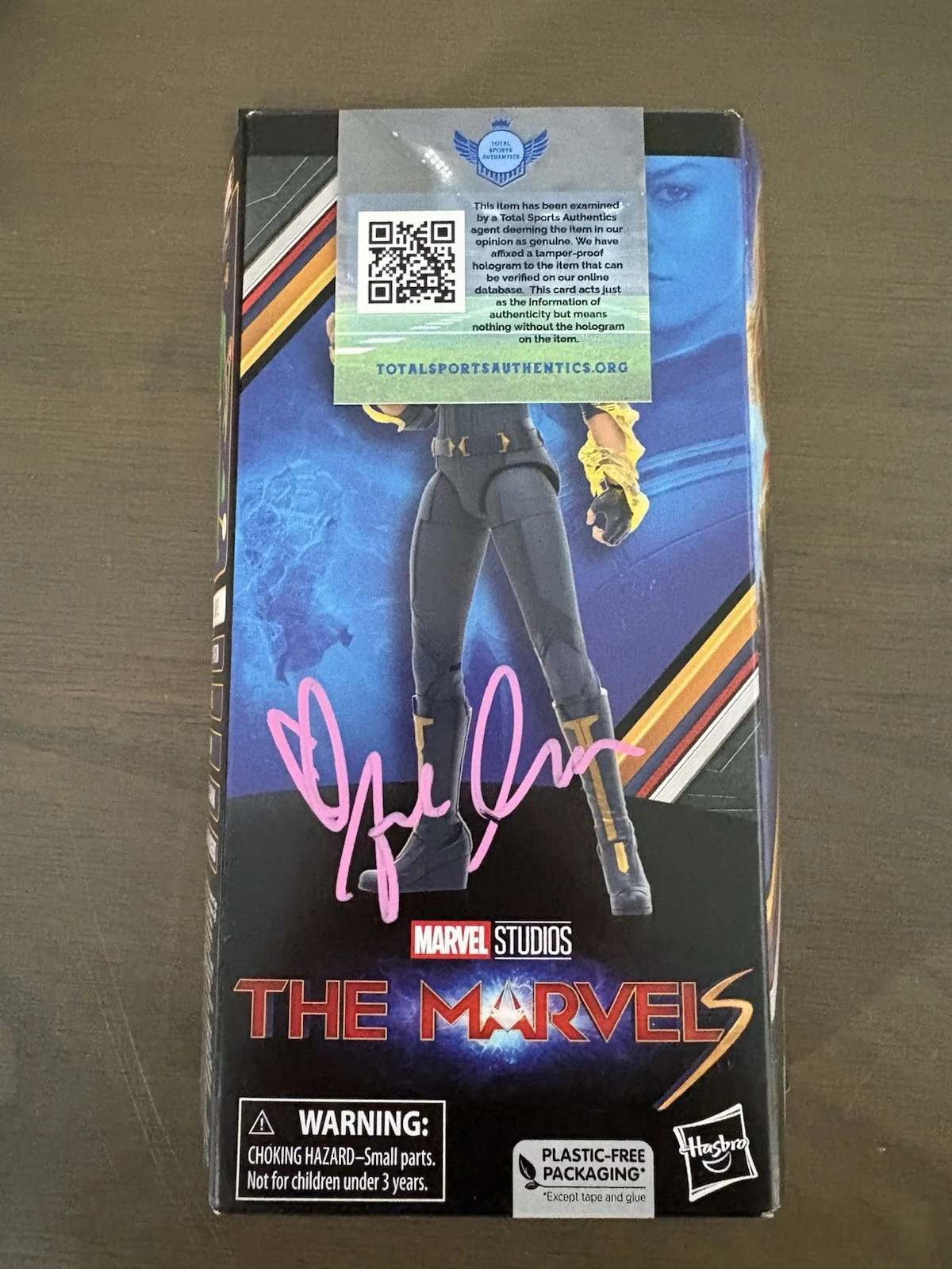 Brie Larson Signed Captain Marvel Action Figure w/ COA, image 5