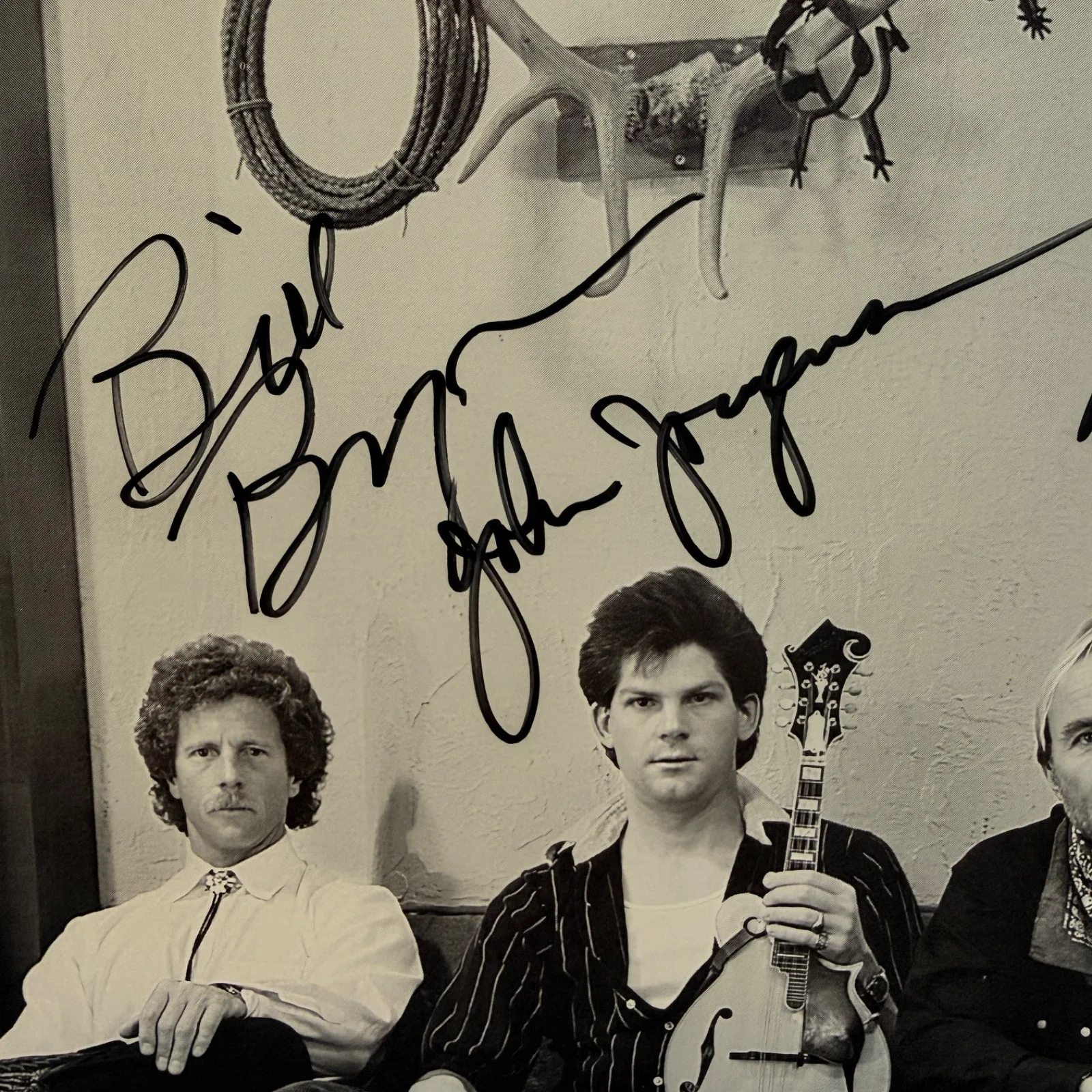 AUTOGRAPHED Desert Rose Band AUTOGRAPHED BY ALL 6 TO MIRO! MCA-5991 VINYL NM, изображение 4
