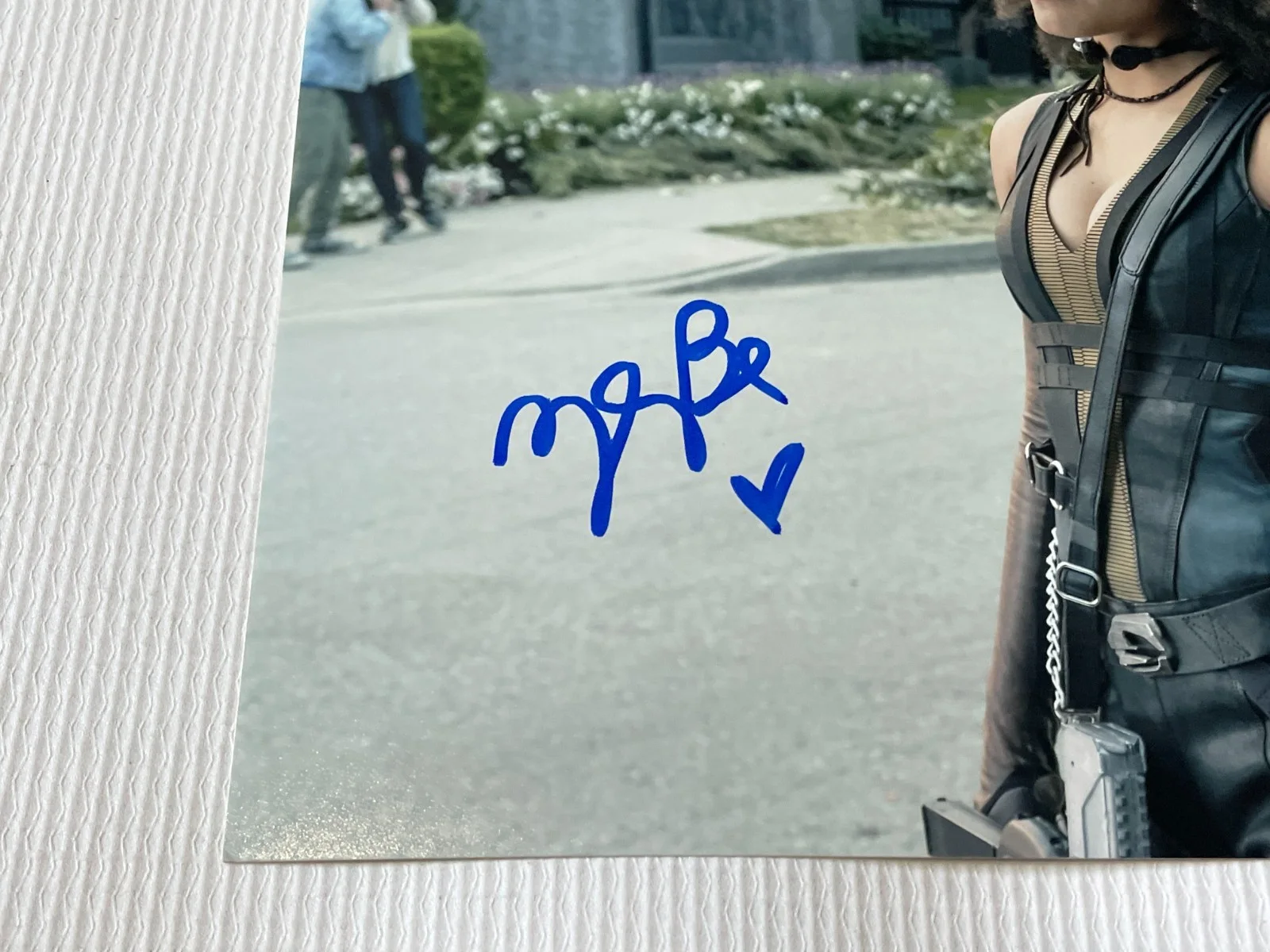 Zazie Beets — Zazie Beets Signed Autographed 8x10 Deadpool 2 Photo Beckett, изображение 2
