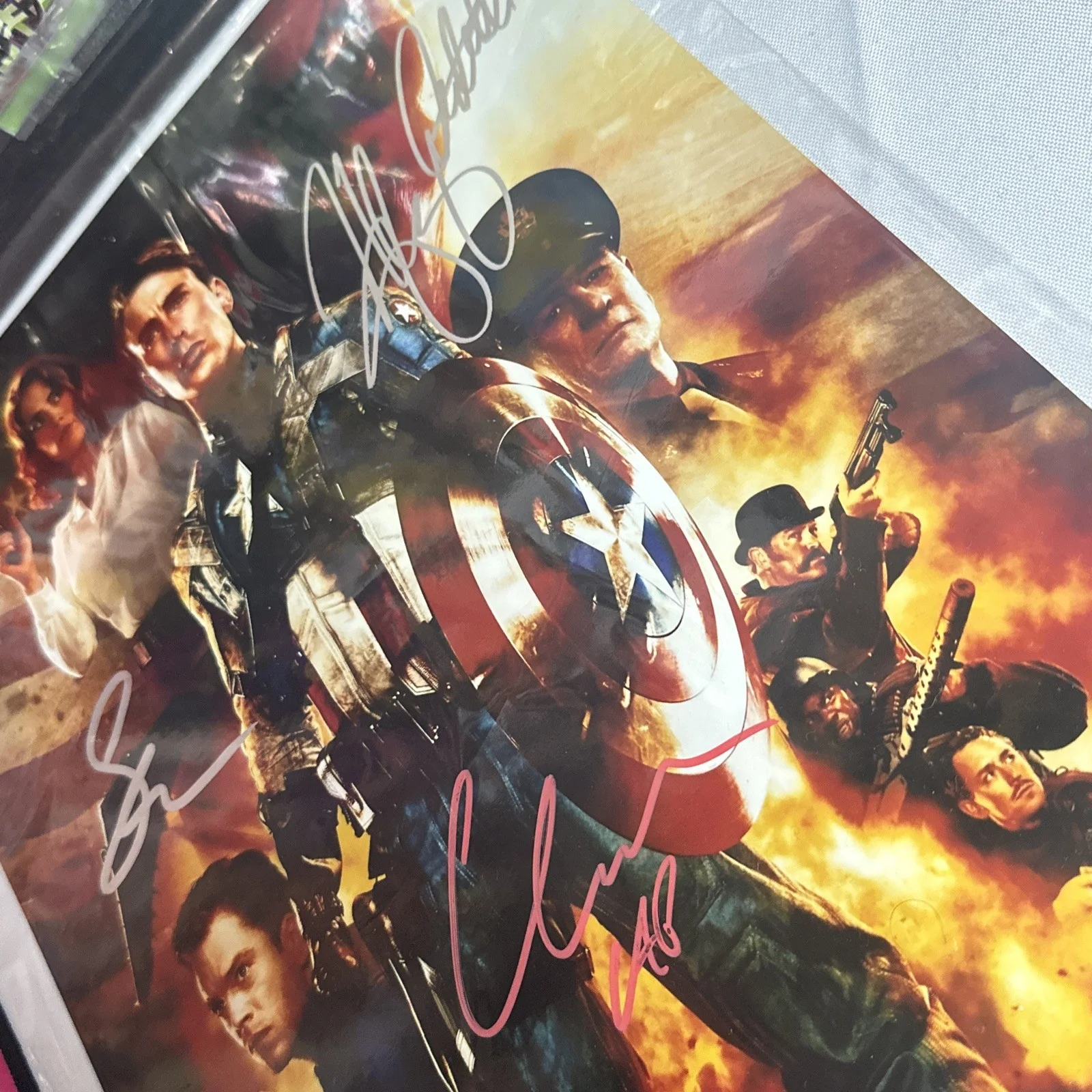 Captain America Movie Poster 11x17 - Signed By Cast - Chris Evan’s, Hayley, etc, изображение 4
