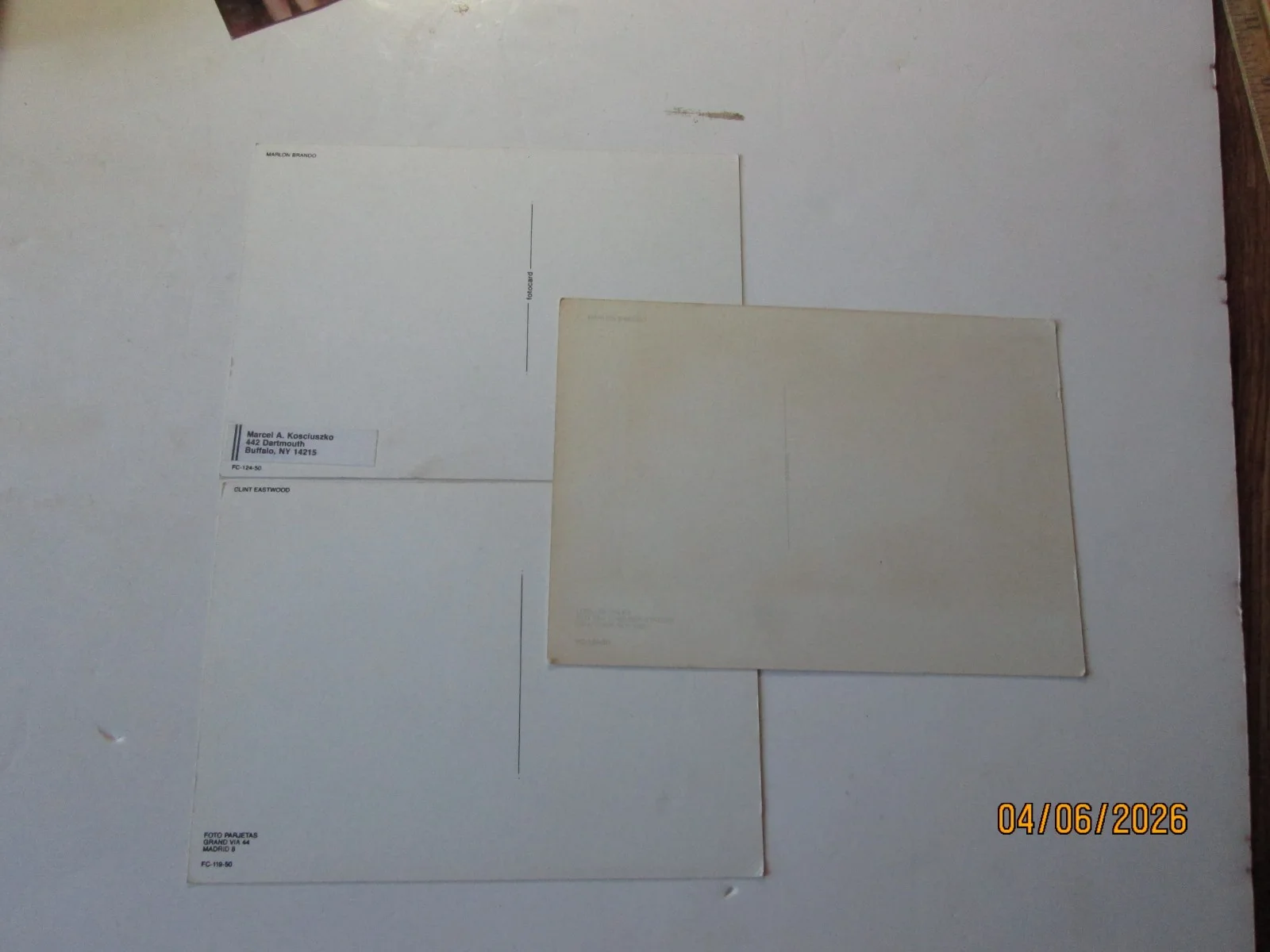 AN ASORTMENT OF THREE [3] 4x5 POST CARDS. 2 MARLIN BRANDO and 1 CLINT EASTWOOD., изображение 2