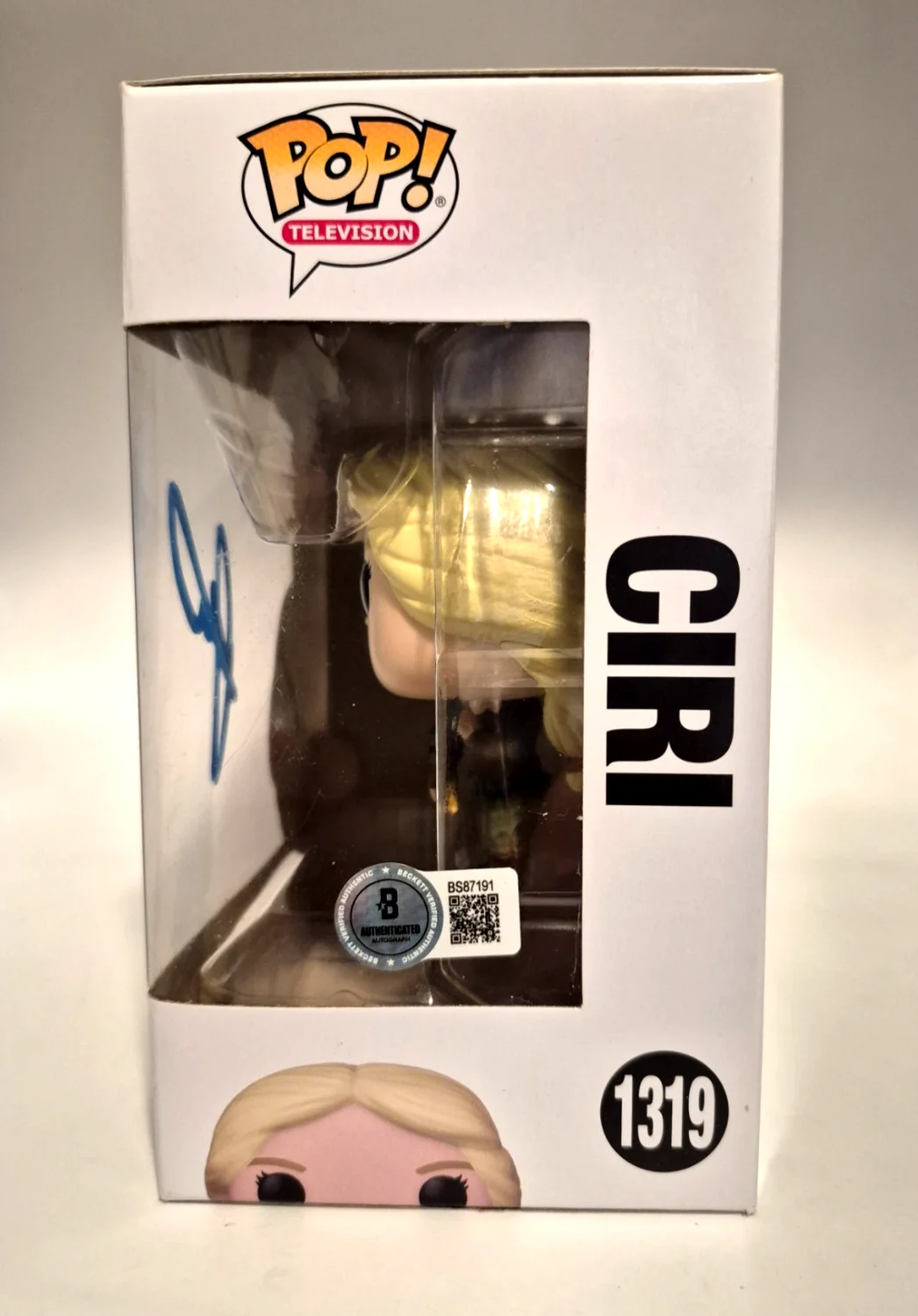 FREYA ALLAN — FREYA ALLAN SIGNED AUTOGRAPHED THE WITCHER CIRI FUNKO POP 1319 RARE BAS COA, изображение 3