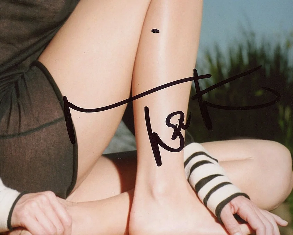 NAOMI WATTS — Naomi Watts signed Autographed 8x10 Photo EXACT PROOF d SEXY FEET King Kong ACOA, изображение 5