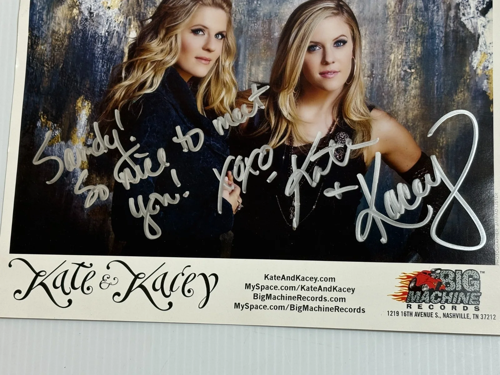 Autographed Kate & Kacey Photograph Photo 8.5"x 11" Big Machine Records Country, изображение 3