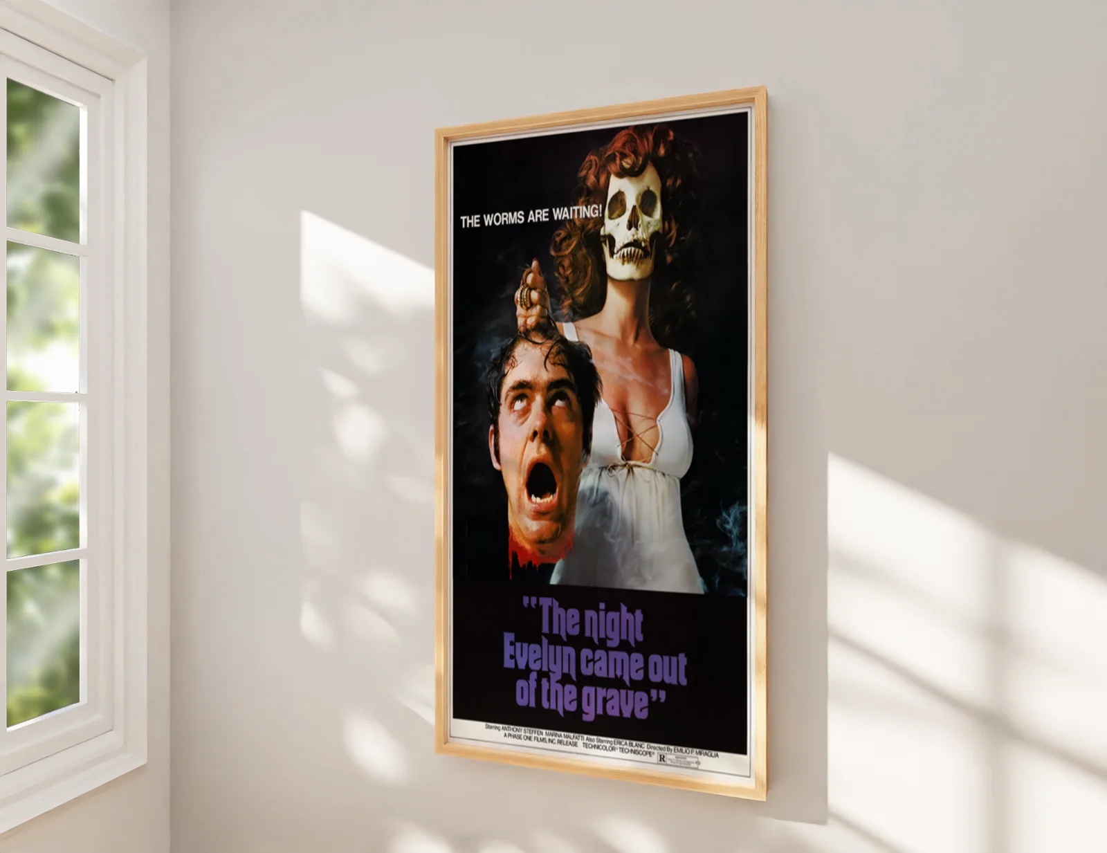 The Night Evelyn Came Out Of The Grave - 1971 Horror 27.2" x 41" US One Sheet, изображение 2
