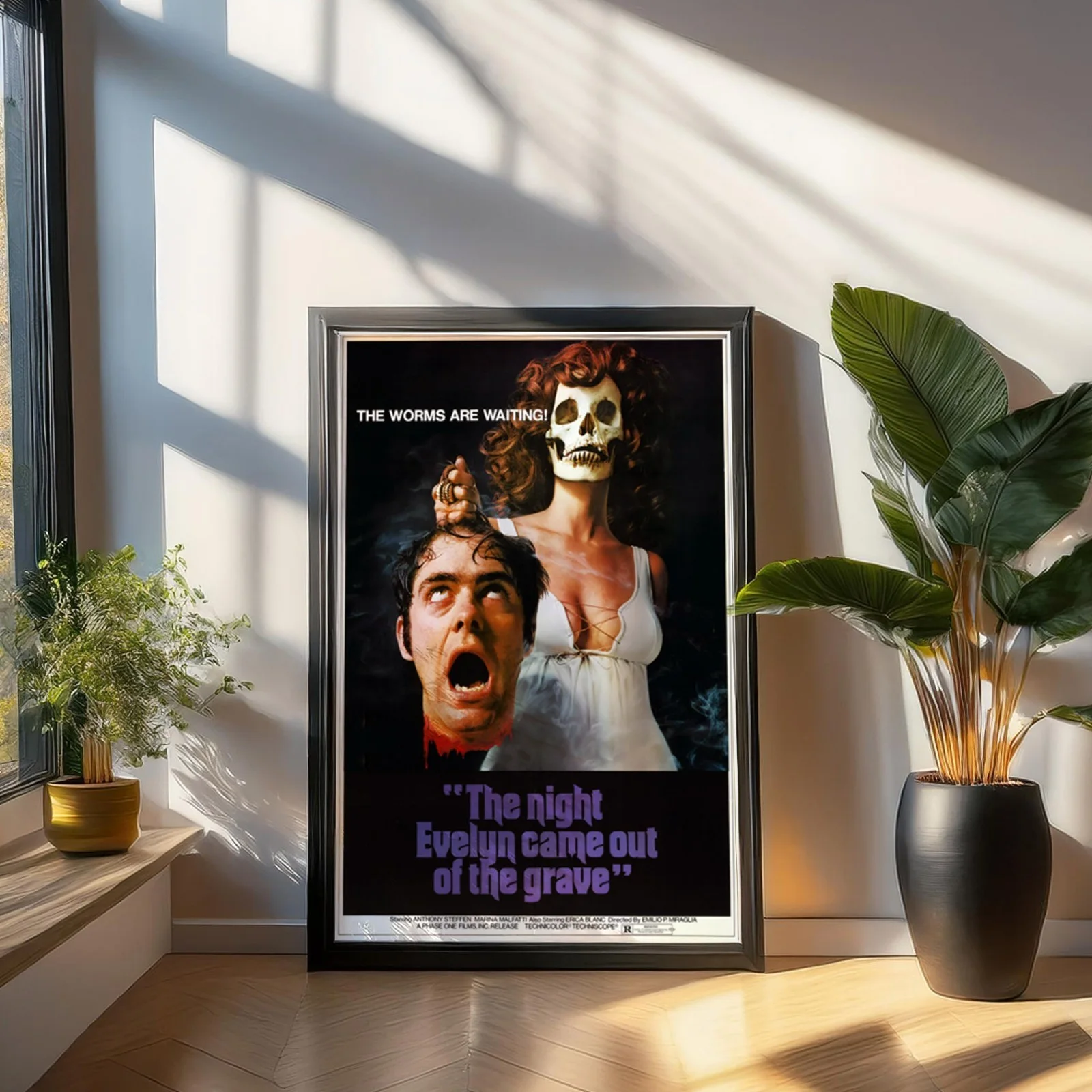 The Night Evelyn Came Out Of The Grave - 1971 Horror 27.2" x 41" US One Sheet, изображение 3