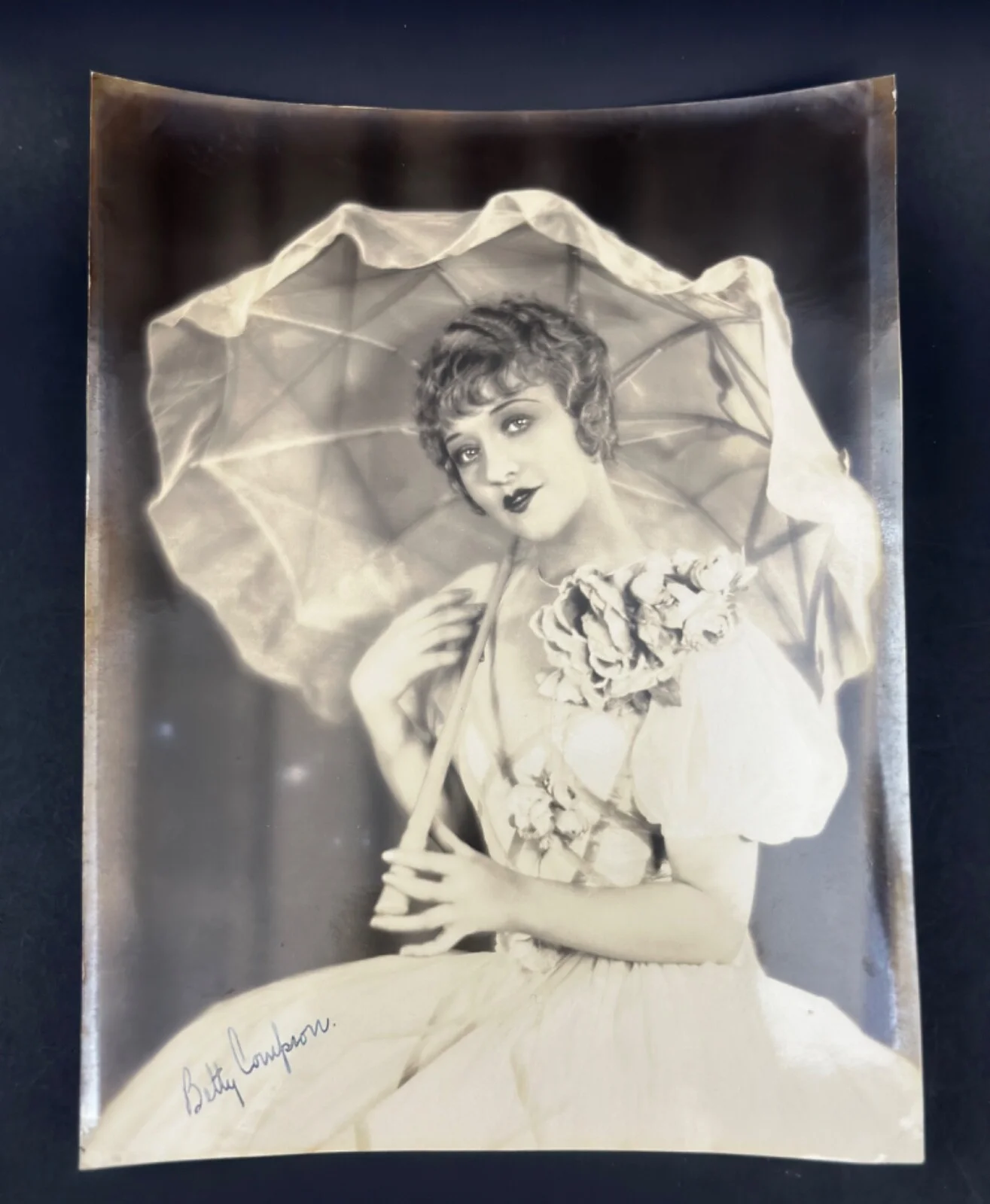 Historic Silent Film Star Betty Compson, Hand Autographed Black & White Photo, изображение 2