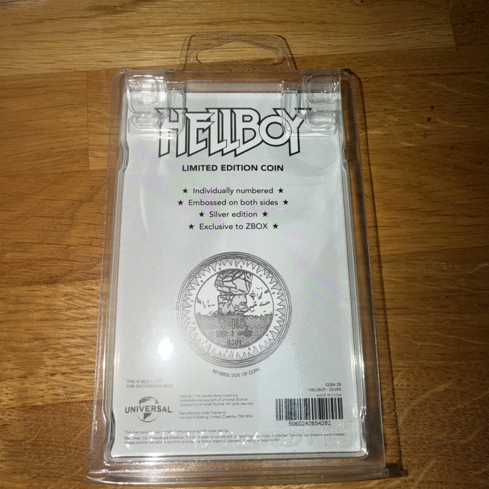 Hellboy Limited Edition Collectors Coin Silver Ltd Edition to 1,000 worldwide, изображение 2