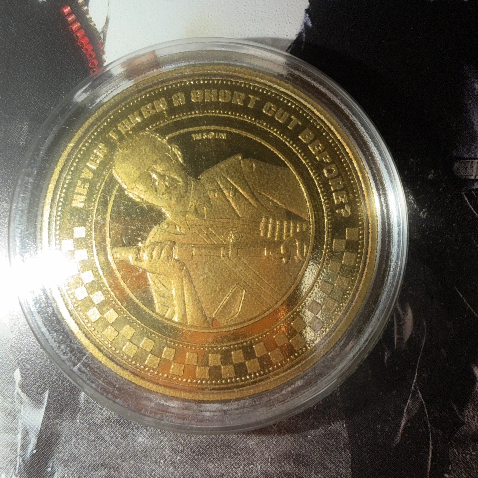 Hot Fuzz Limited Edition Embossed Gold Coin (1000) Memorabilia Unused, image 4