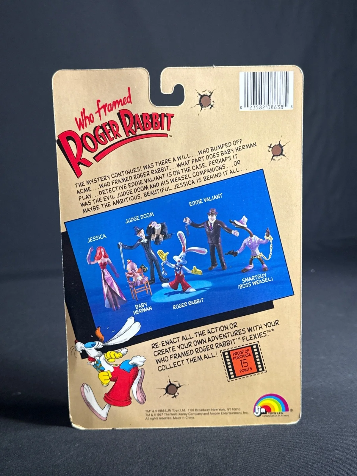 Charles Fleischer — Charles Fleischer Signed Who Framed Roger Rabbit Toy Figure PSA 9A20460, image 3