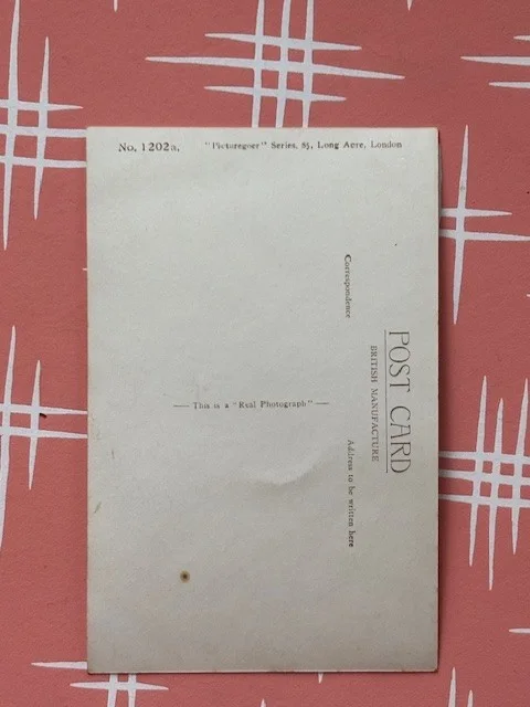 Vintage 1930s Postcard PRISCILLA LANE film star Picturegoer no 1202a (36), изображение 2