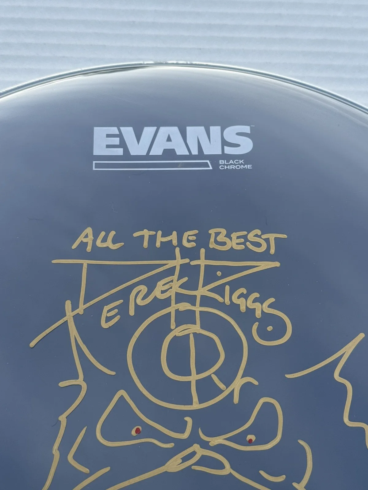 Iron Maiden Derek Riggs Autograph Signed 12” Drum Head Eddie Sketch Photo Proof, изображение 3