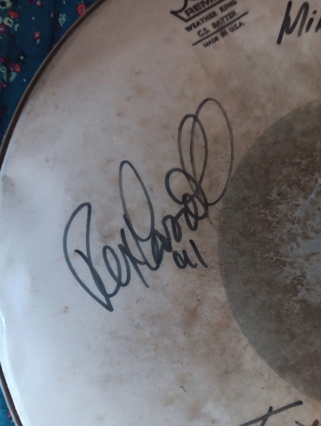 Vintage Whitecross Christian Metal Band Autographed Drumhead All 4 Members, изображение 2