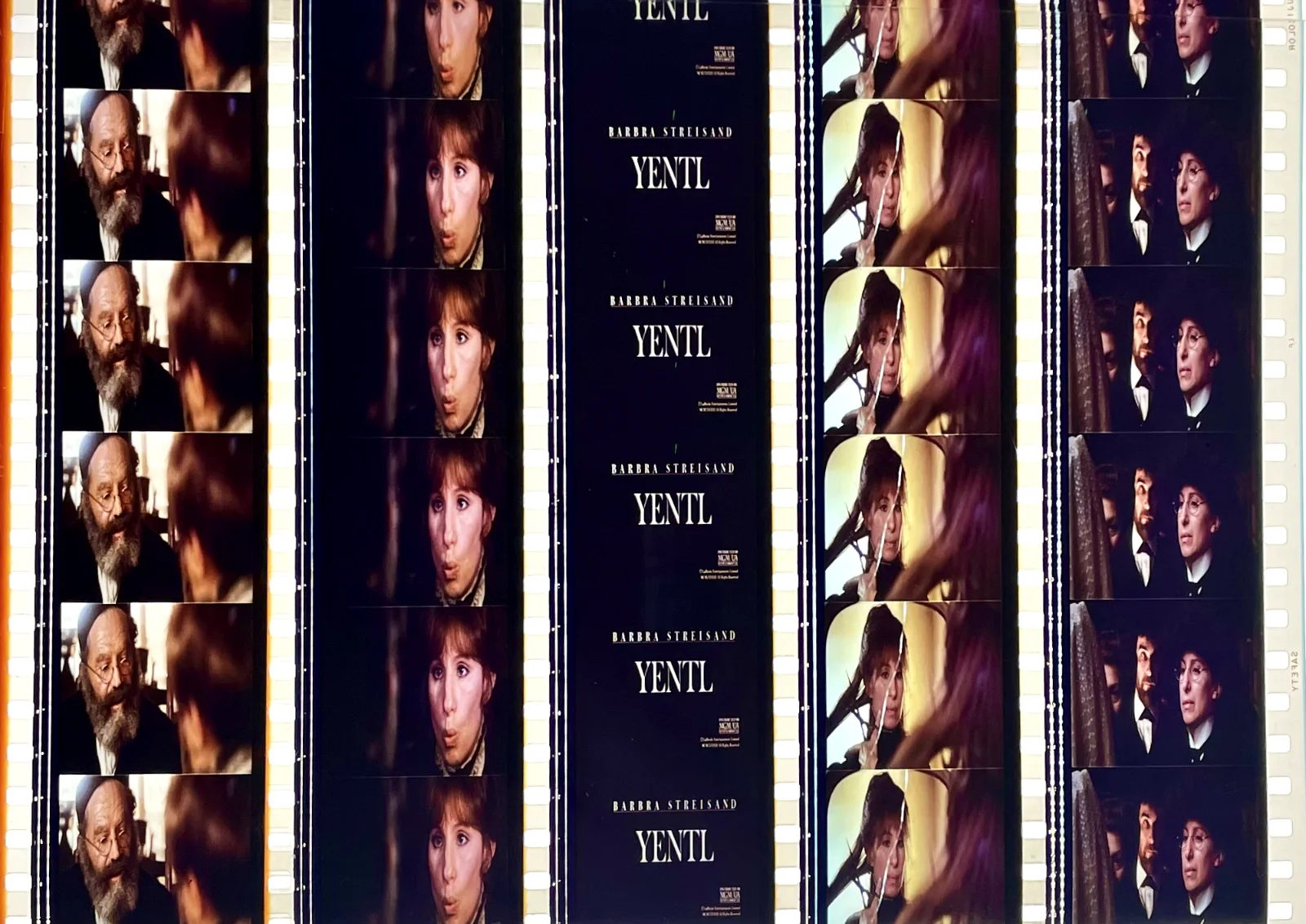 Barbara Streisand in Yentl (1983) Very Rare Unmounted 35mm Film Cell Strips, изображение 4