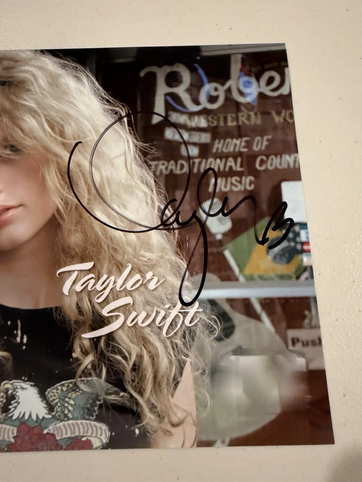taylor swift hand signed photo debut Era, image 2