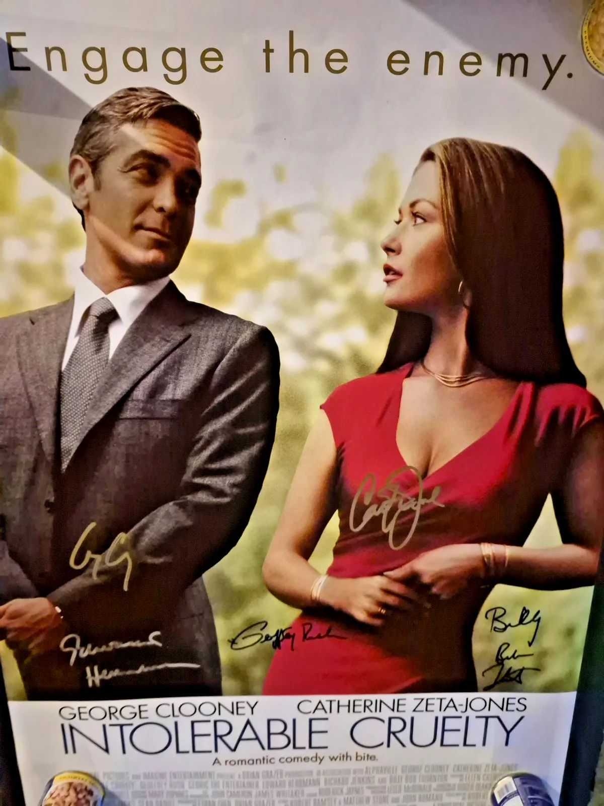 EKIM=INVENTORY — INTOLERABLE CRUELTY-teaser CAST SIGNED MOVIE POSTER-w/COA ekim
