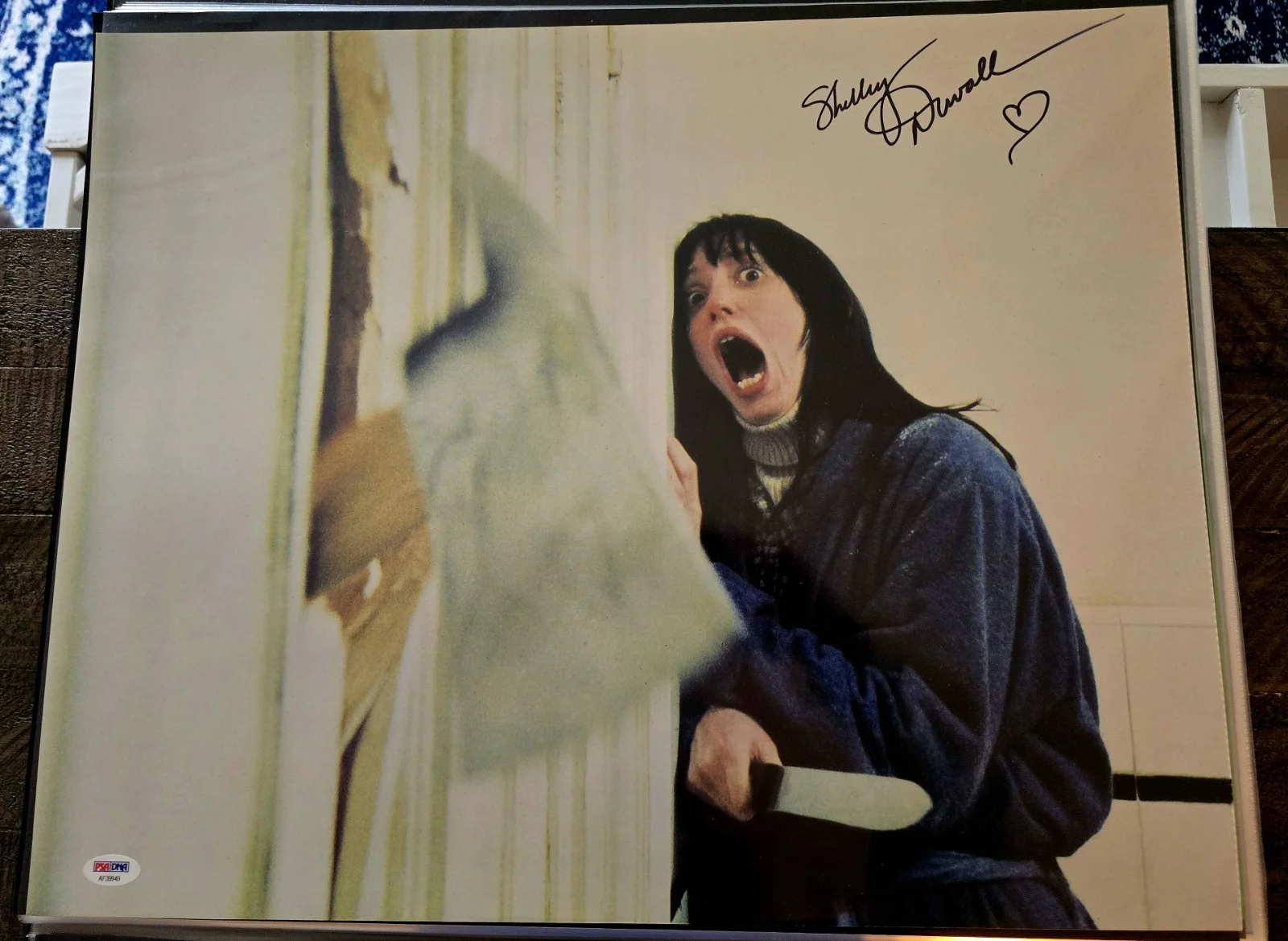 Shelley Duvall — Shelly Duvall Signed 16x20 Shining 16x20 PSA/DNA Sticker Only