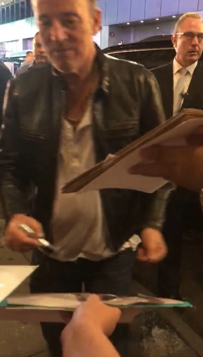 Bruce Springsteen Autographed 8.5x11 Photograph W/Photo Proof, image 4