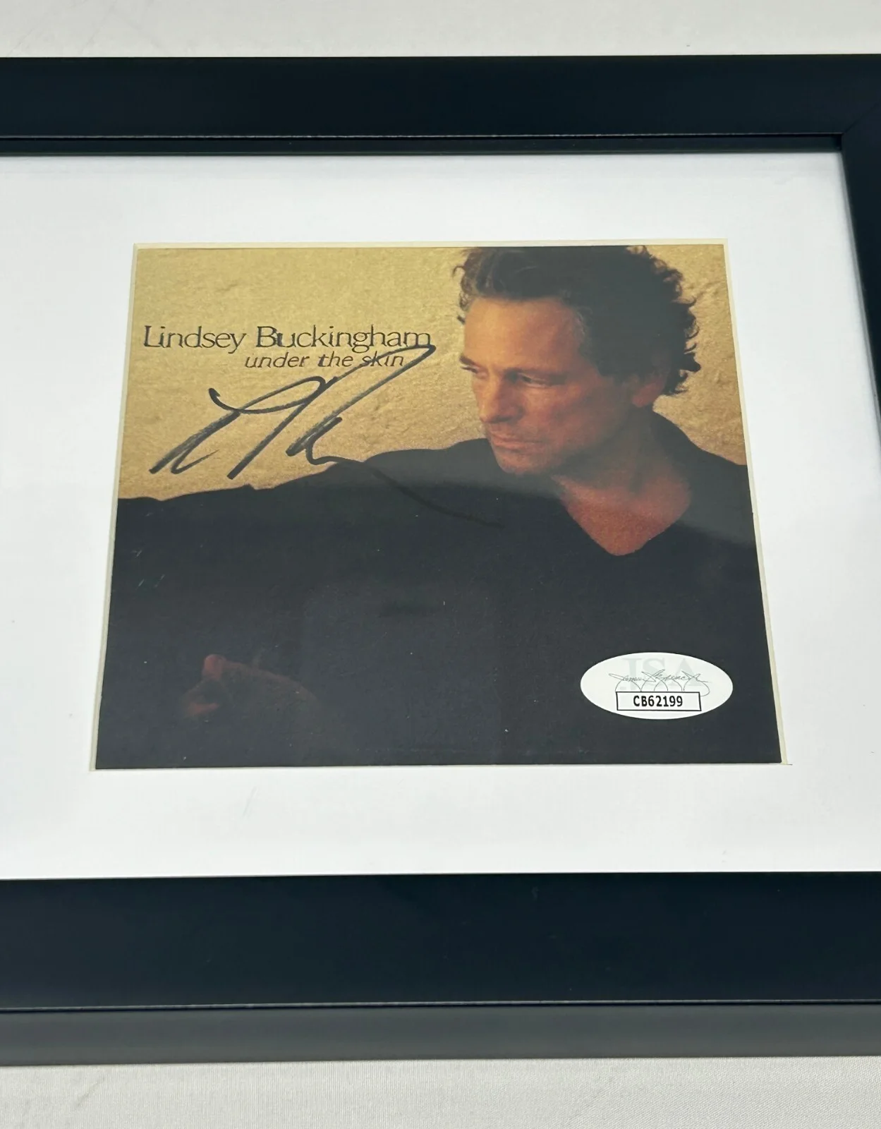 Lindsey Buckingham signed Under The Skin CD Cover Framed JSA COA, image 2