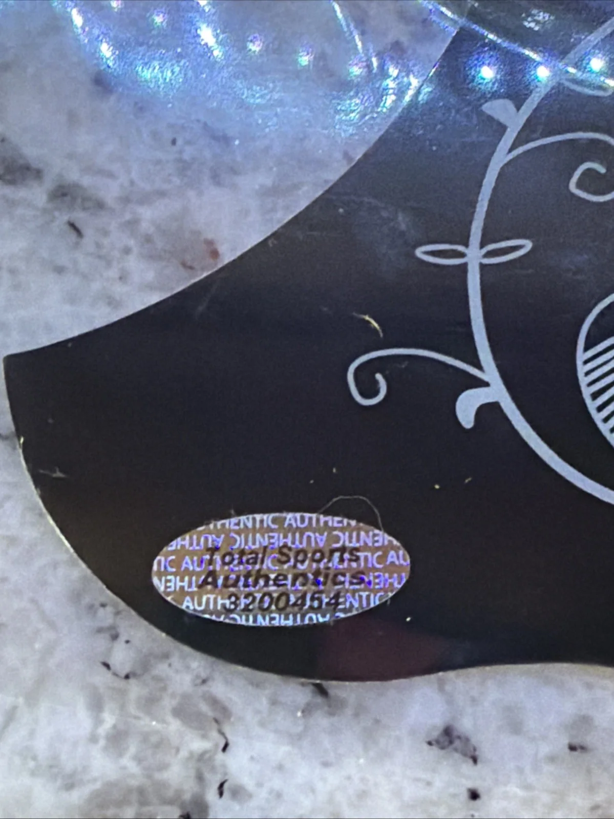 Lainey Wilson Signed Guitar Pickguard Autographed w/ Hologram COA, image 2