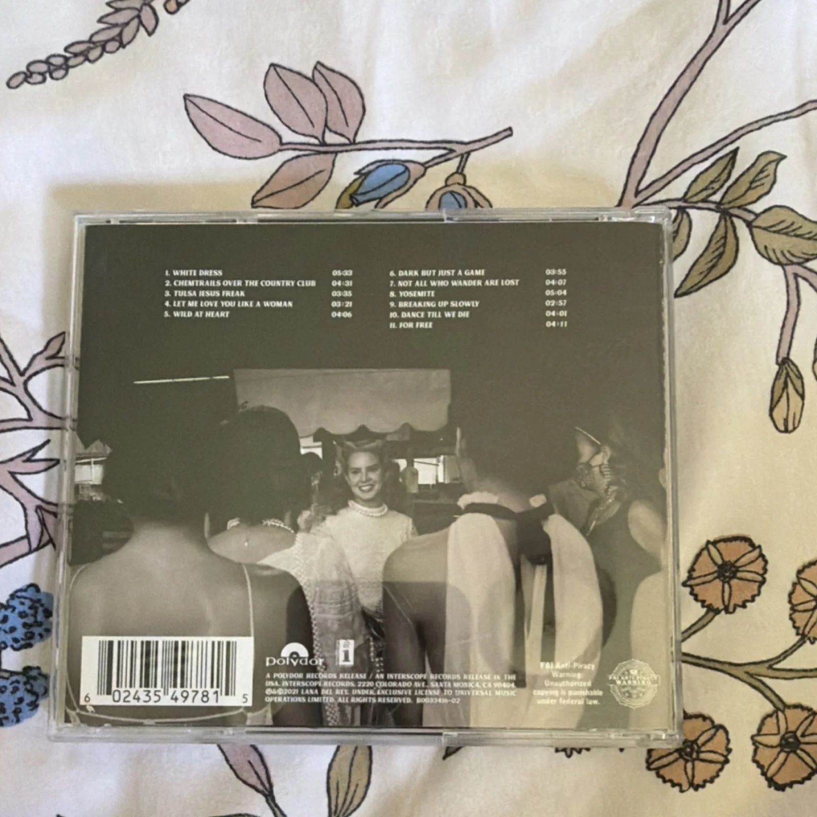 Lana Del Rey Chemtrails Over the Country Club Signed CD & Booklet Original, изображение 2