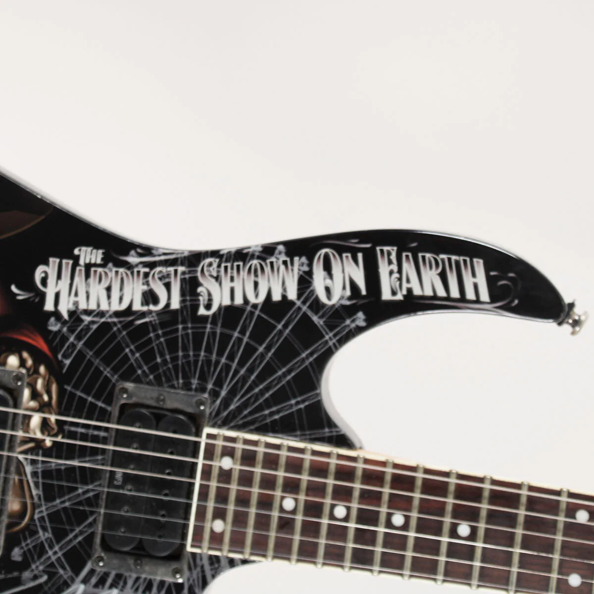 Jonathan Davis & Rob Zombie Signed Guitar Ibanez RG Series Custom Design - CO..., изображение 4