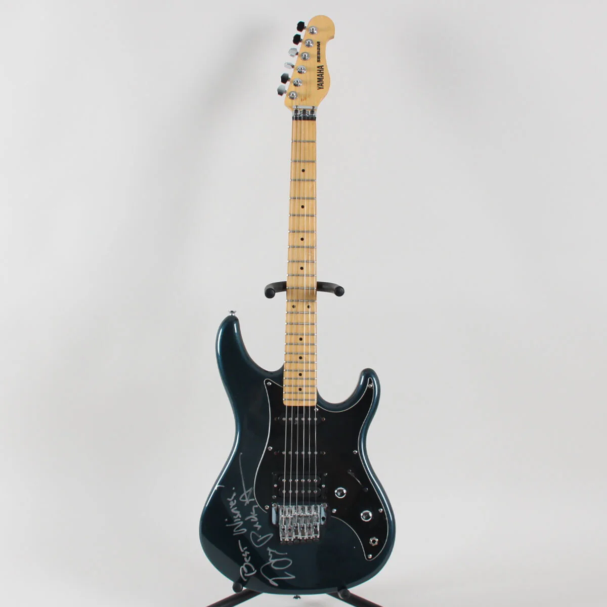 Gary Puckett and the Union Gap Signed Guitar 1960s Band - COA JSA, изображение 3