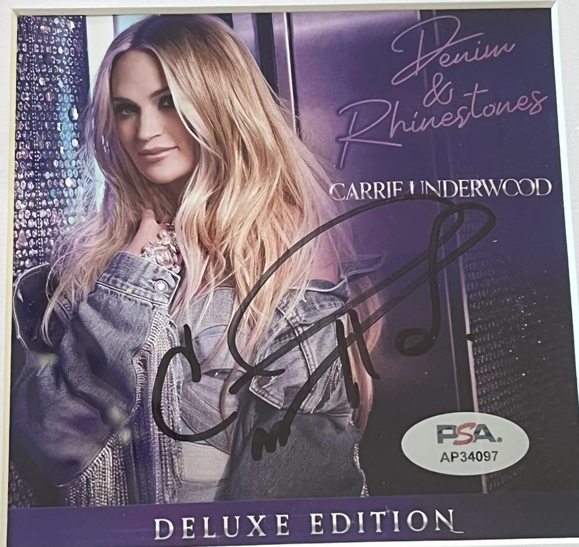 CARRIE UNDERWOOD SIGNED DENIM & RHINESTONES and DISPLAY FRAMED CD autograph PSA, изображение 2