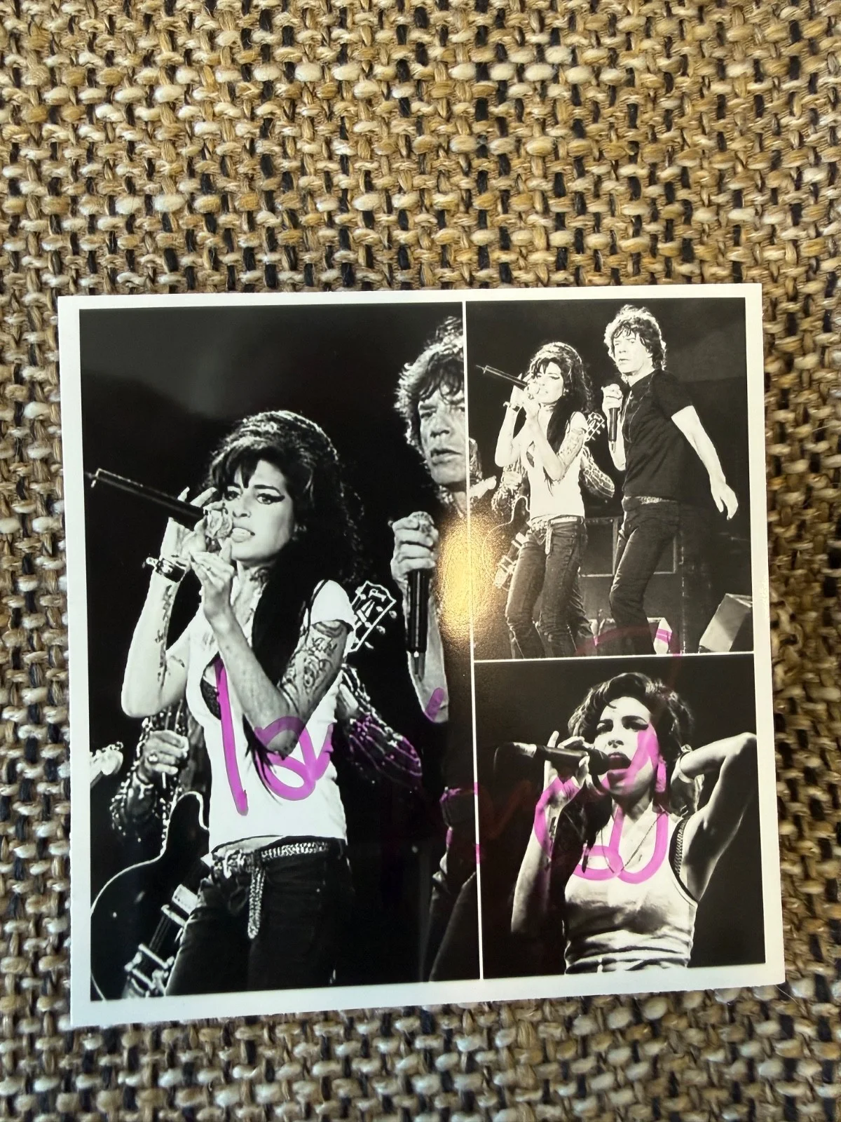 Amy Winehouse Signed Photos (3) w/ Provenance Letter ., изображение 3
