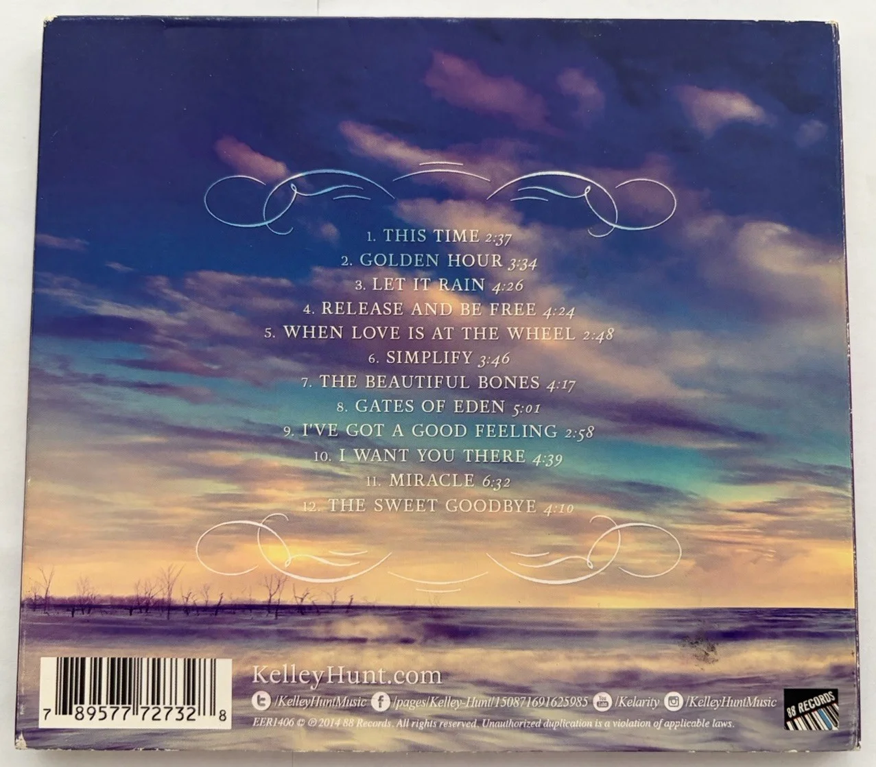 Kelley Hunt The Beautiful Bones Signed Autographed CD 2014 88 Records Very Good, image 3