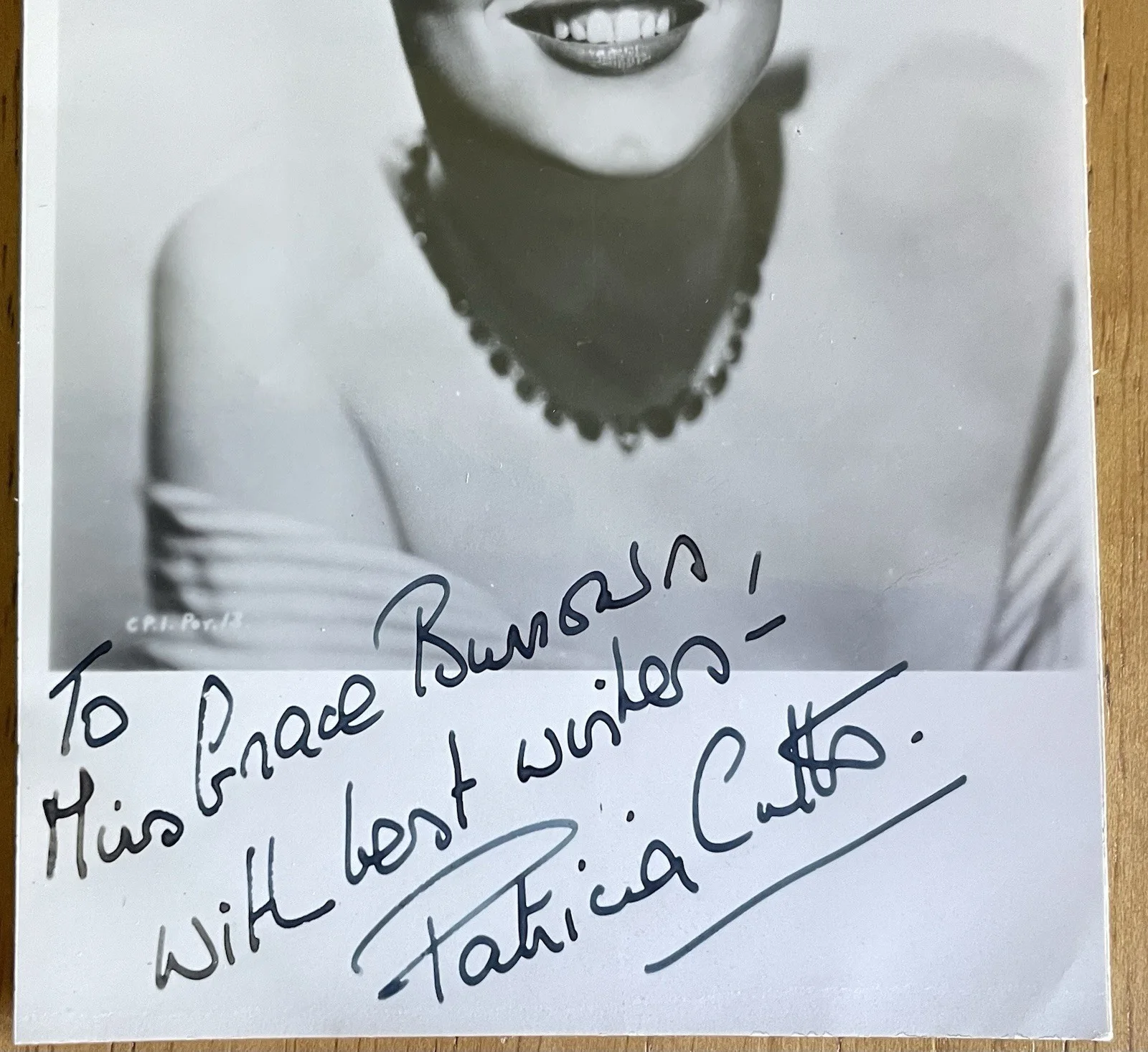Patricia Cutts — English Actress Patricia Cutts Autograph Photo "Blanche Hunt, Coronation Street", изображение 3