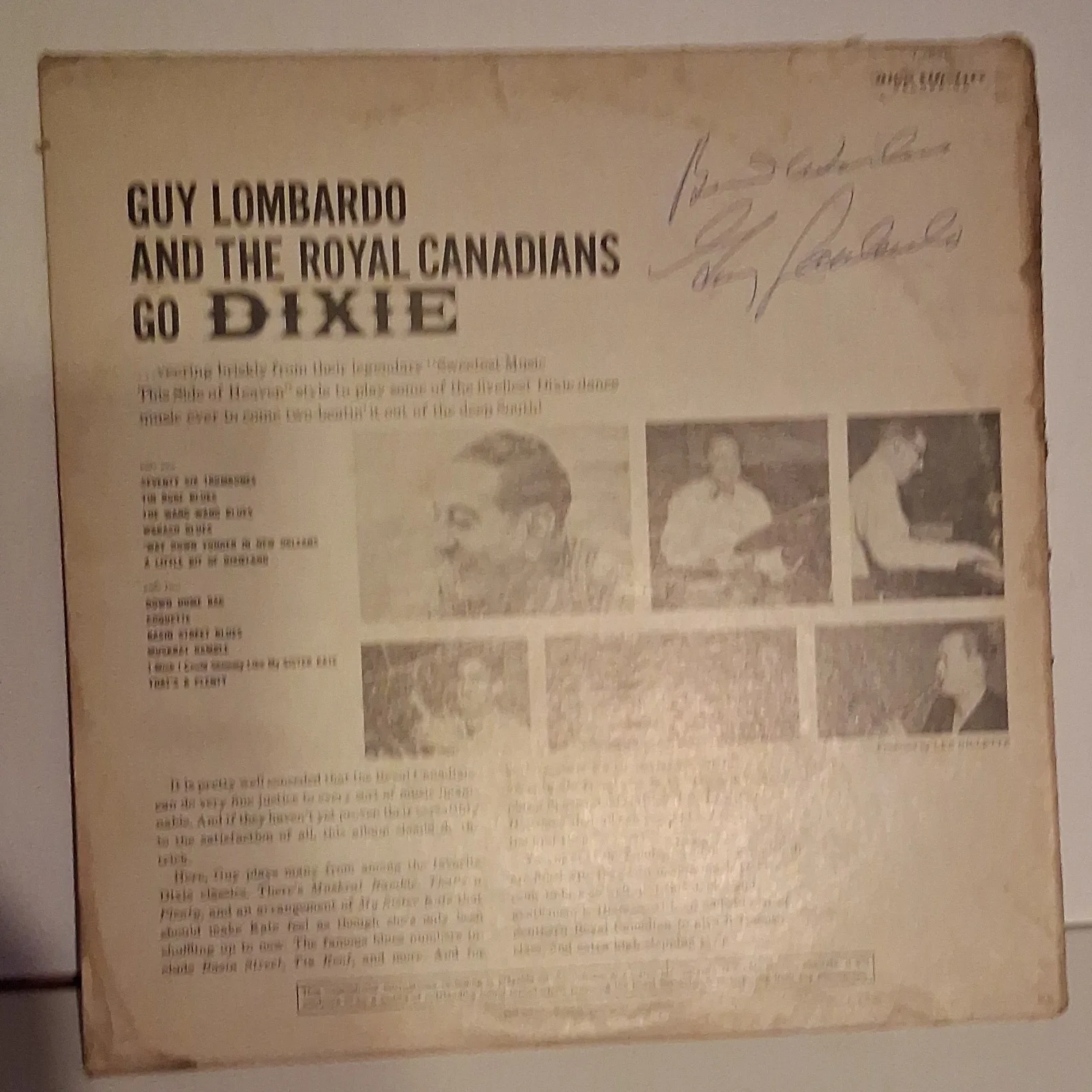 Autographed Vinyl Record Lombardo & The Royal Canadians Go Dixie!, изображение 3